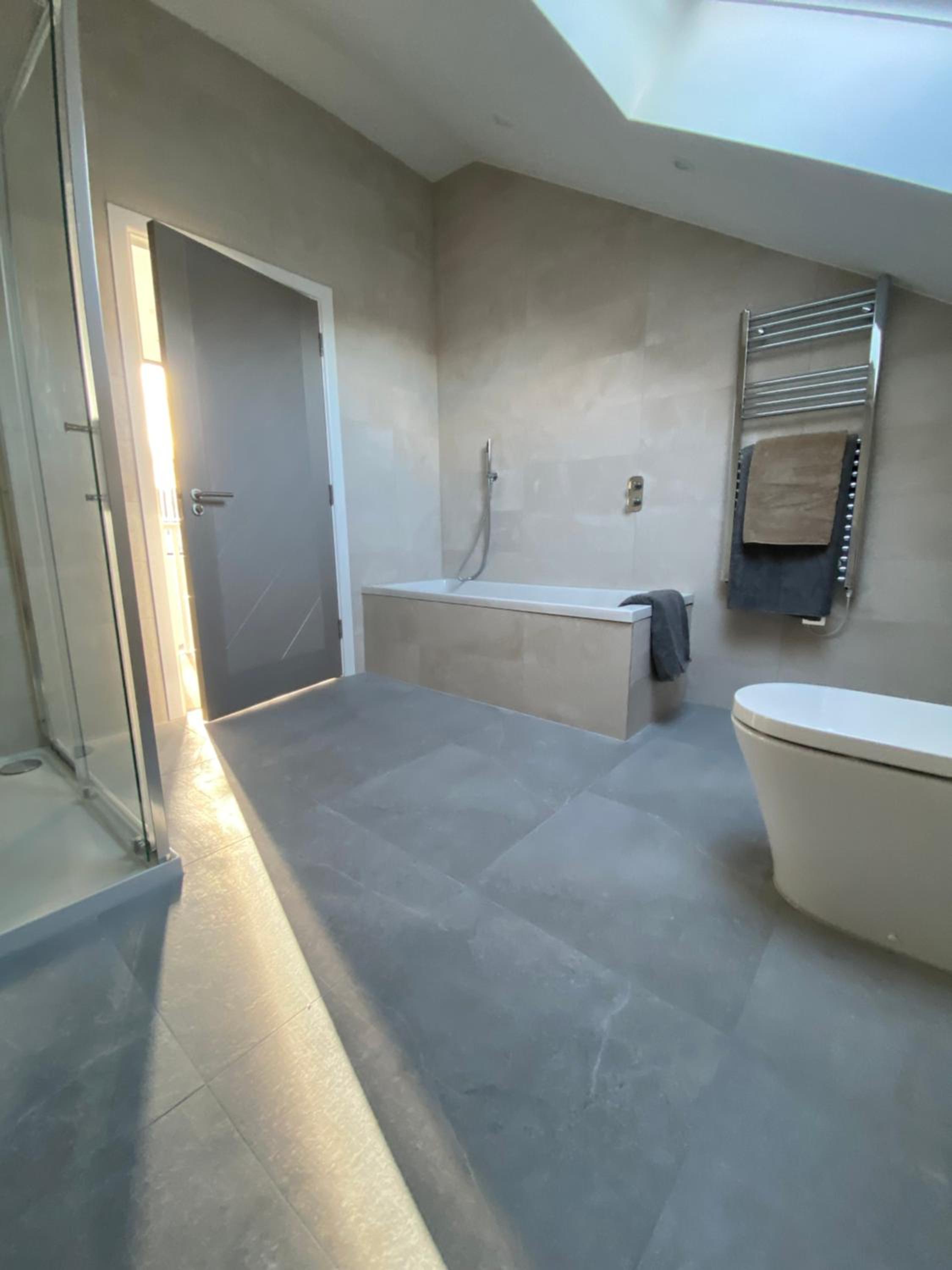 Beautiful Penthouse In Bristol - new view 2