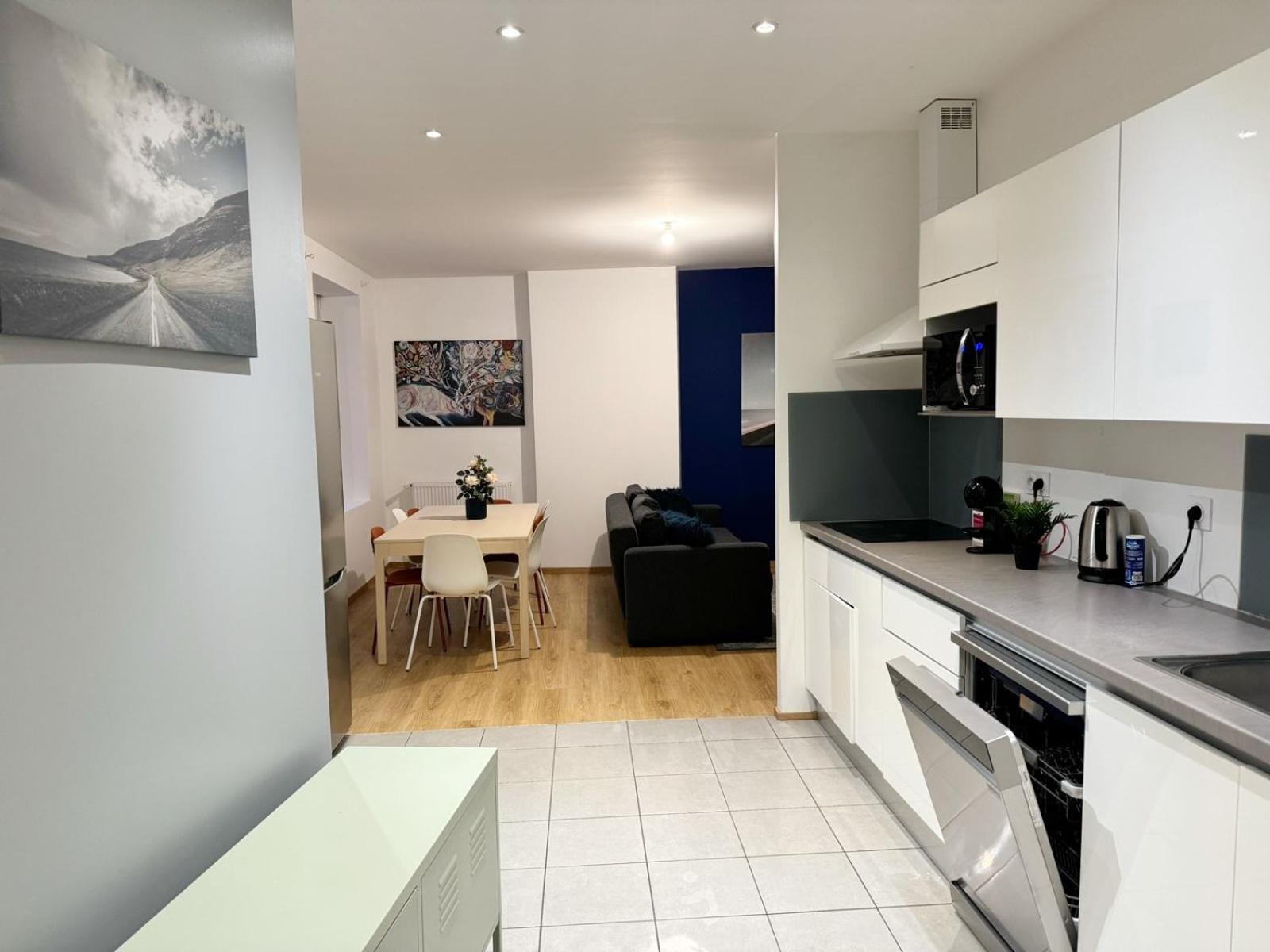 24 CHIC & COSY GRAND APPART 88m2 PARKING GRATUIT HYPERCENTRE NETFLIX