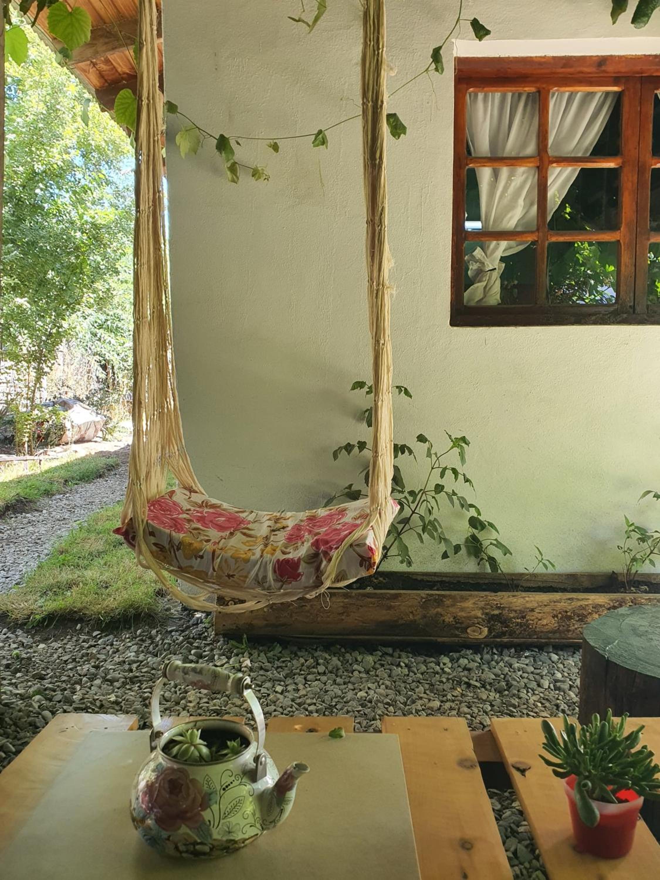 Entre Jardines