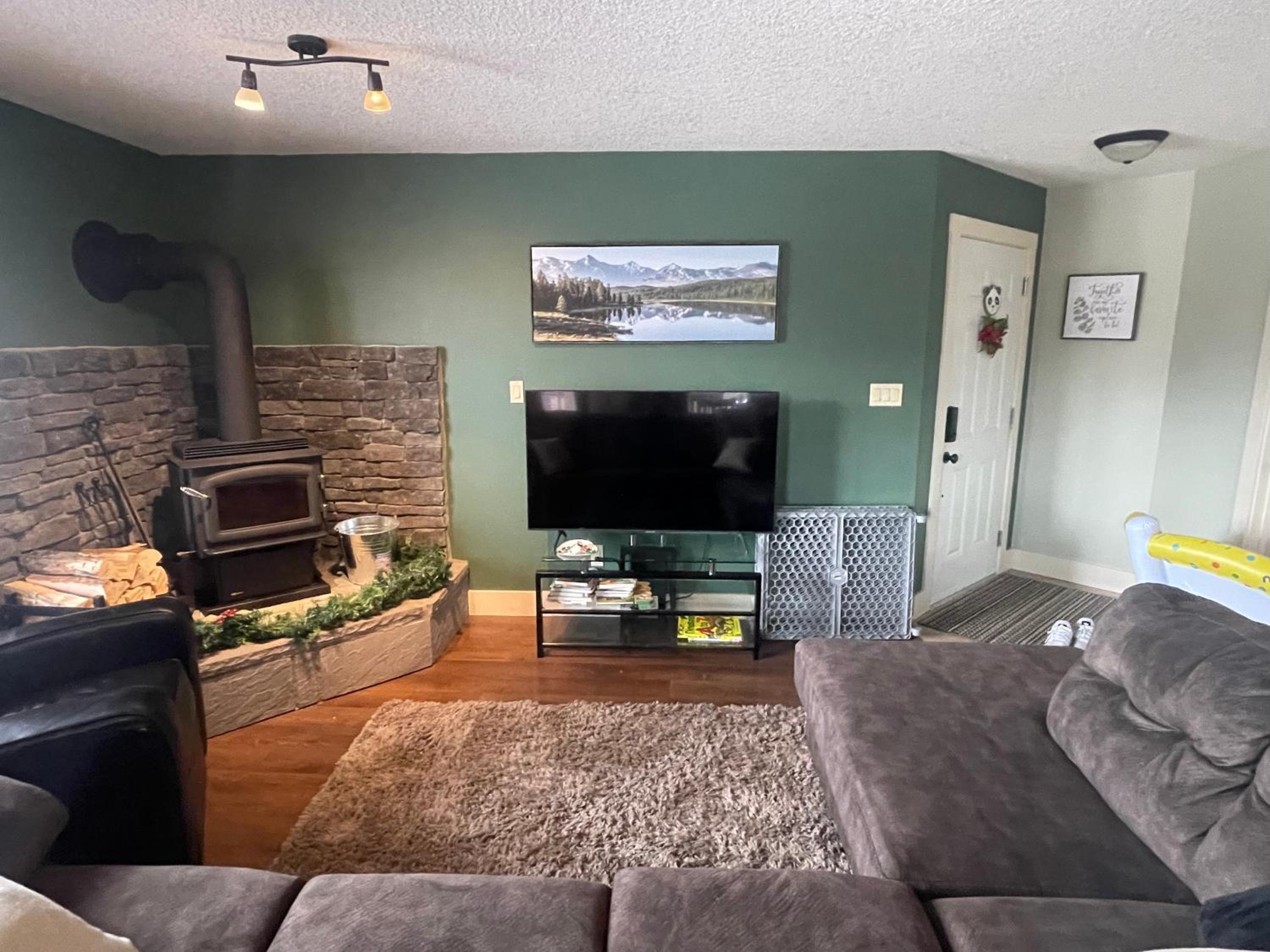 Summit View Alpine Retreat