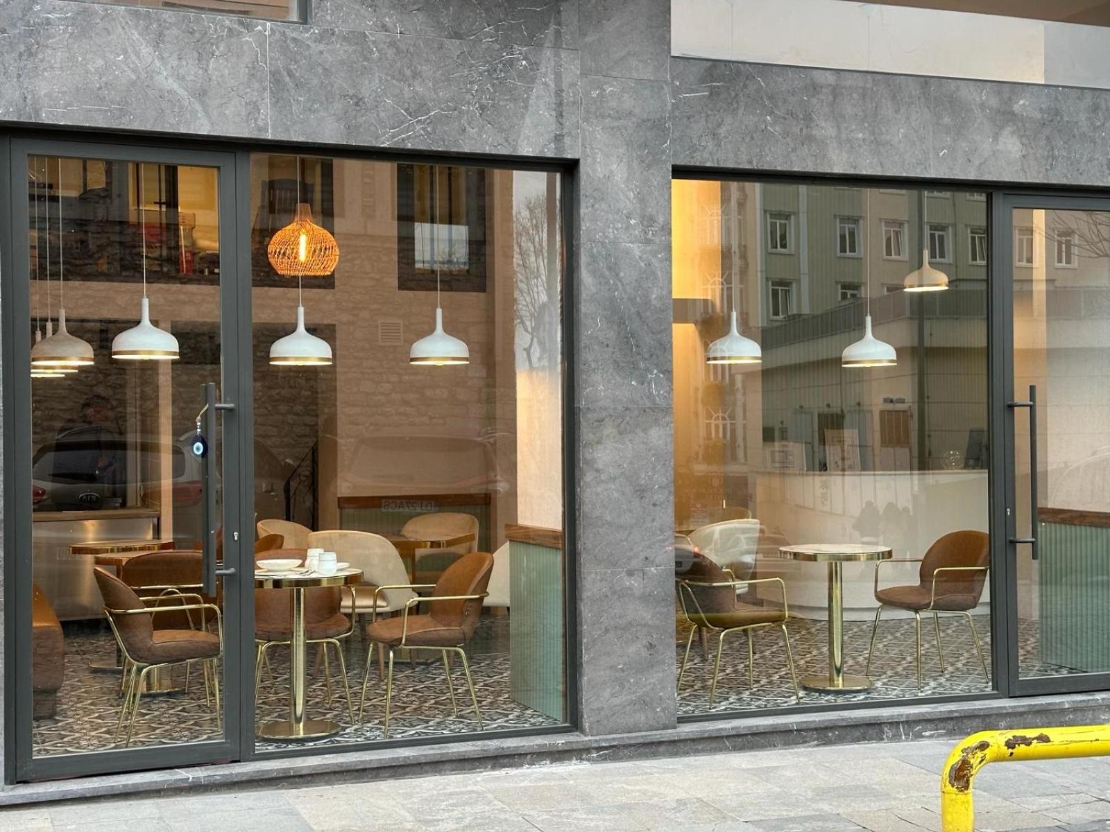 Iris Han Hotel - Image 12