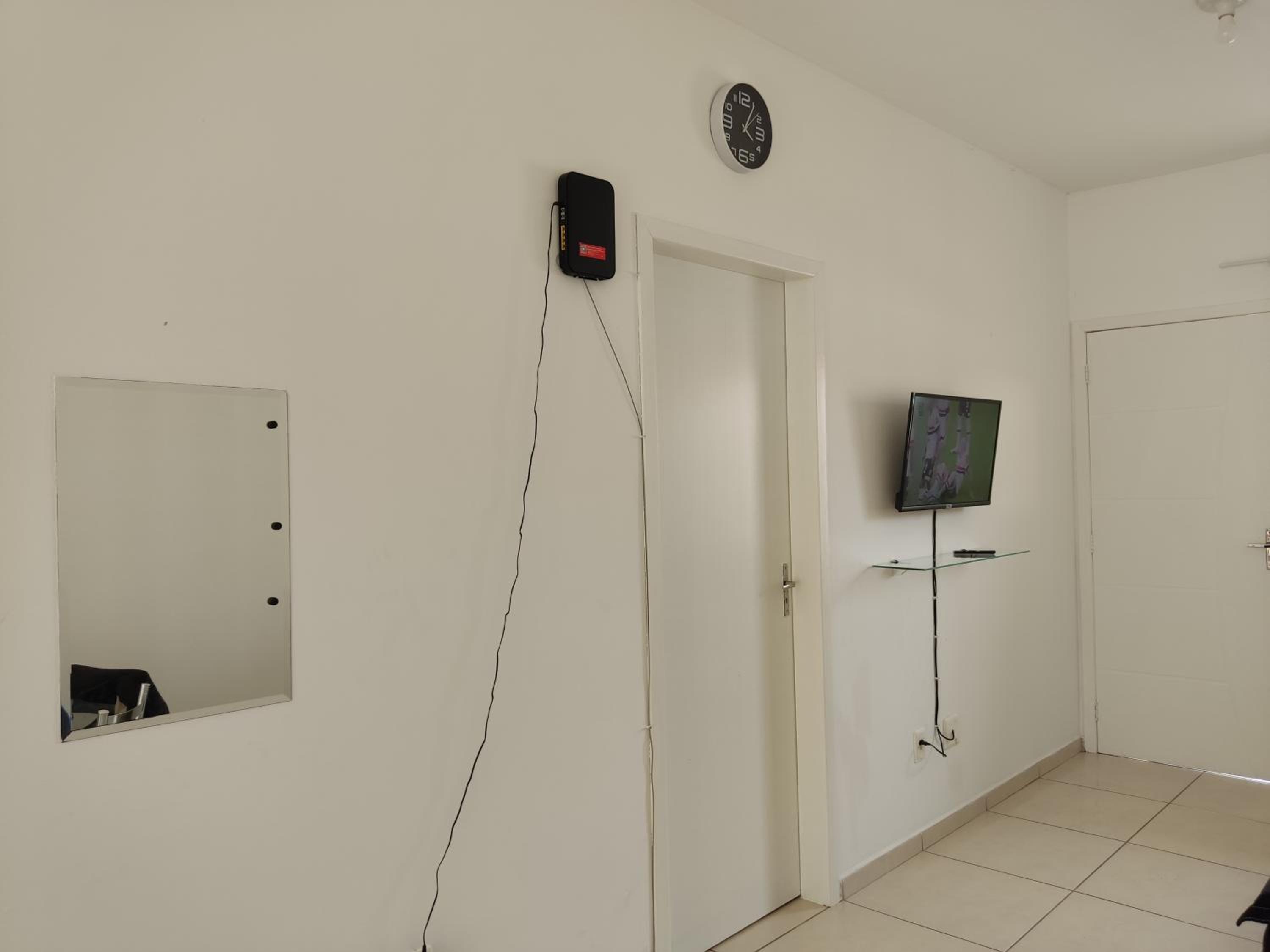 EM CASA