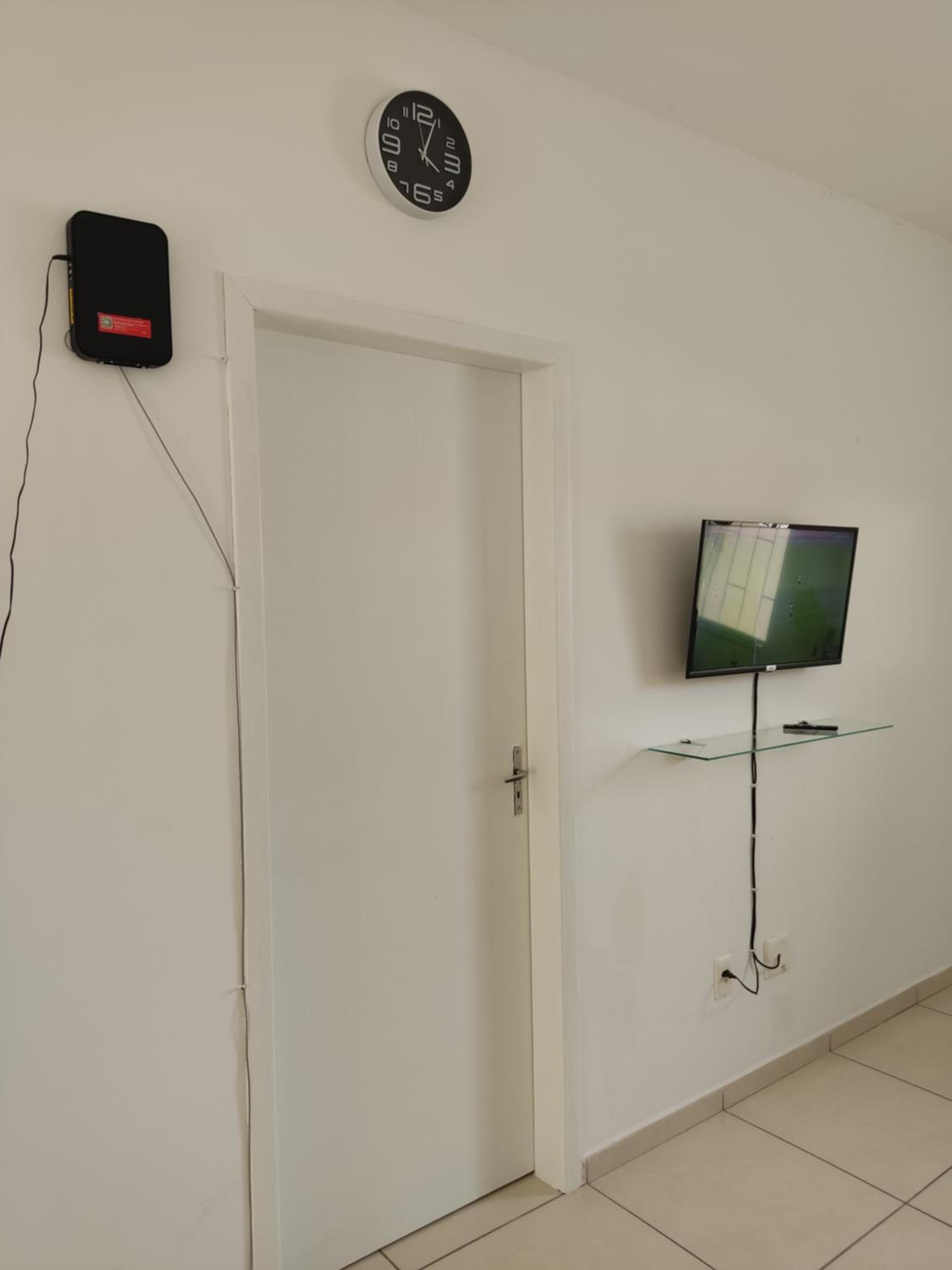 EM CASA