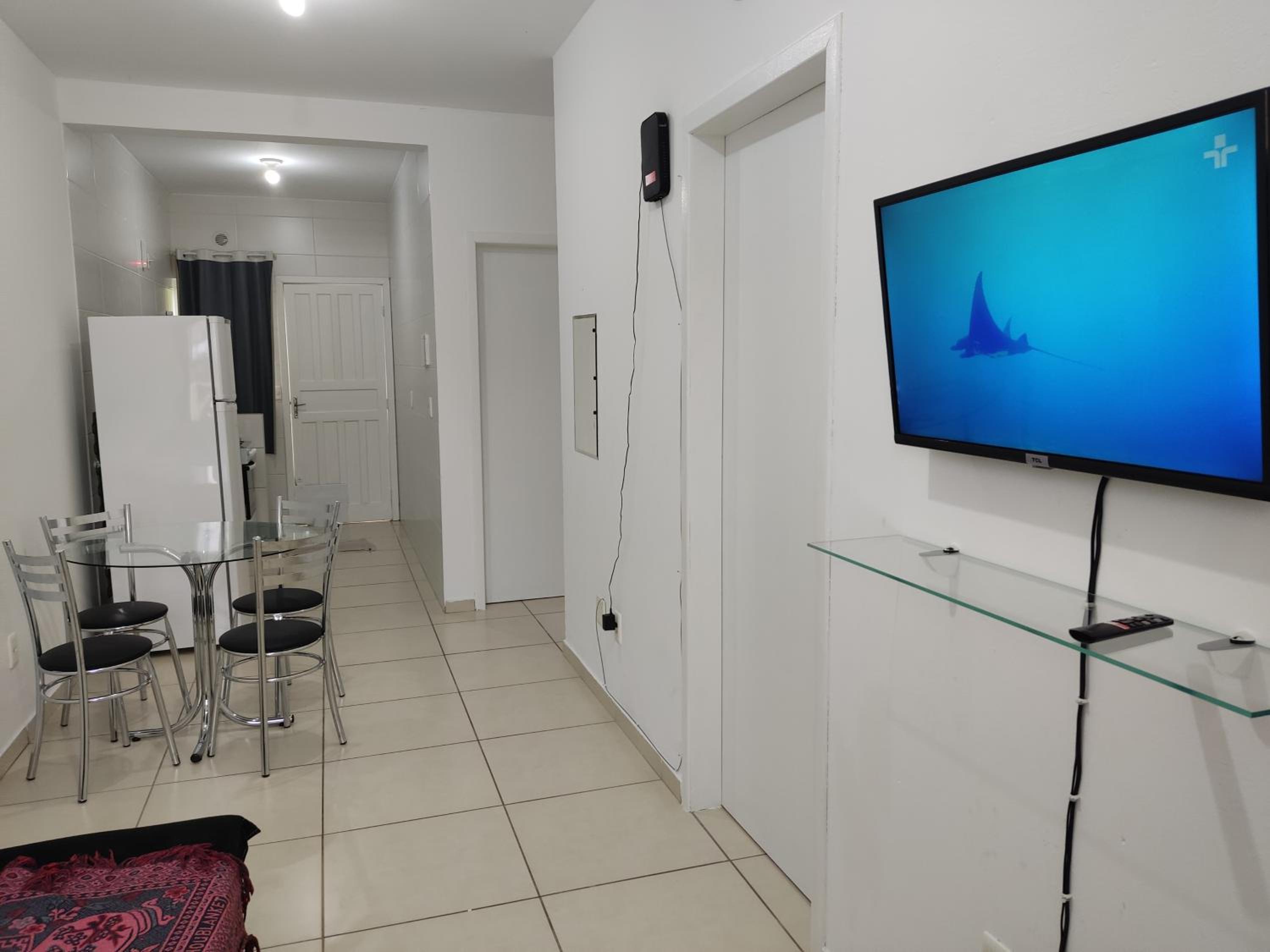 EM CASA
