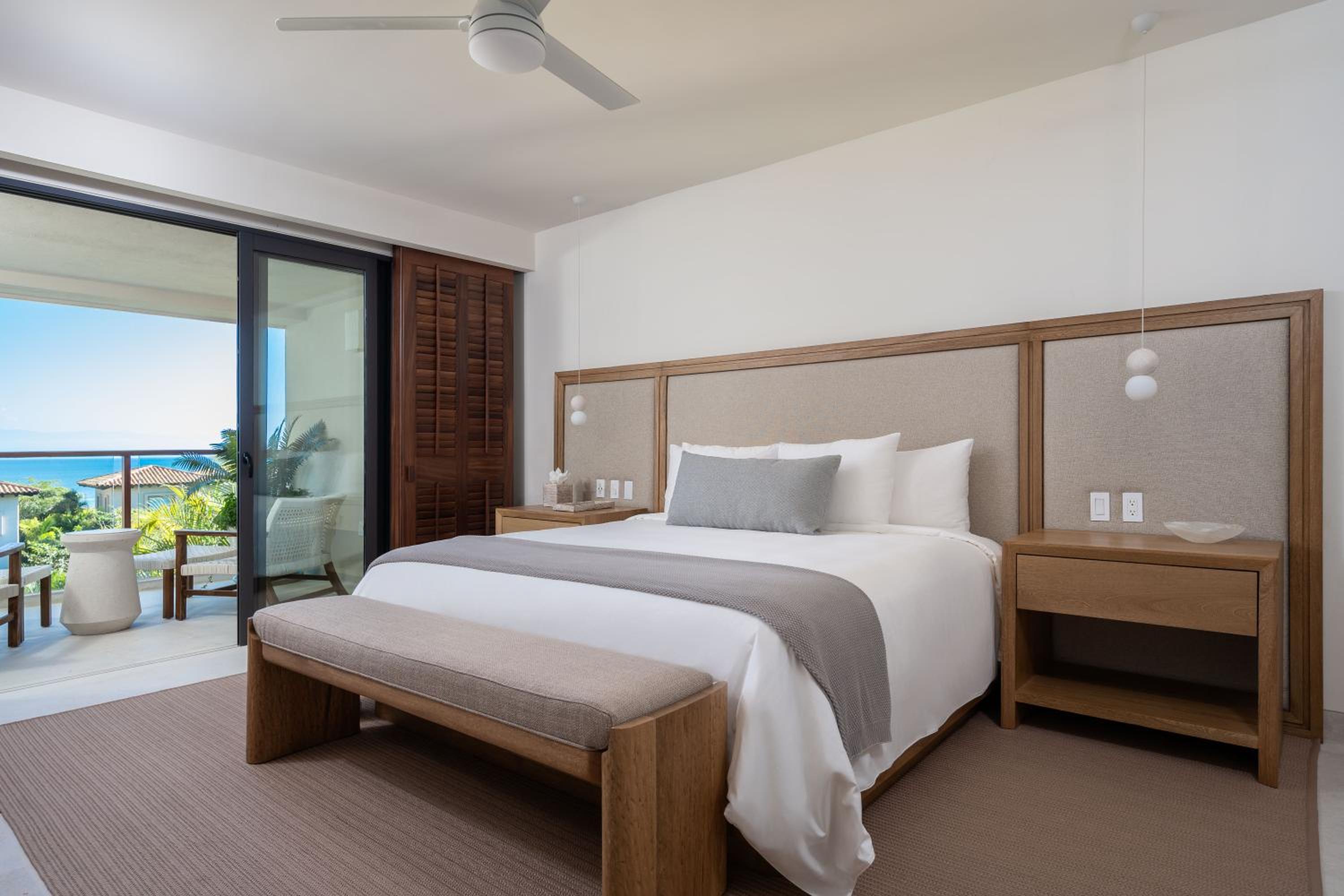 Condo Amari Exclusive Oceanview Luxury view 5