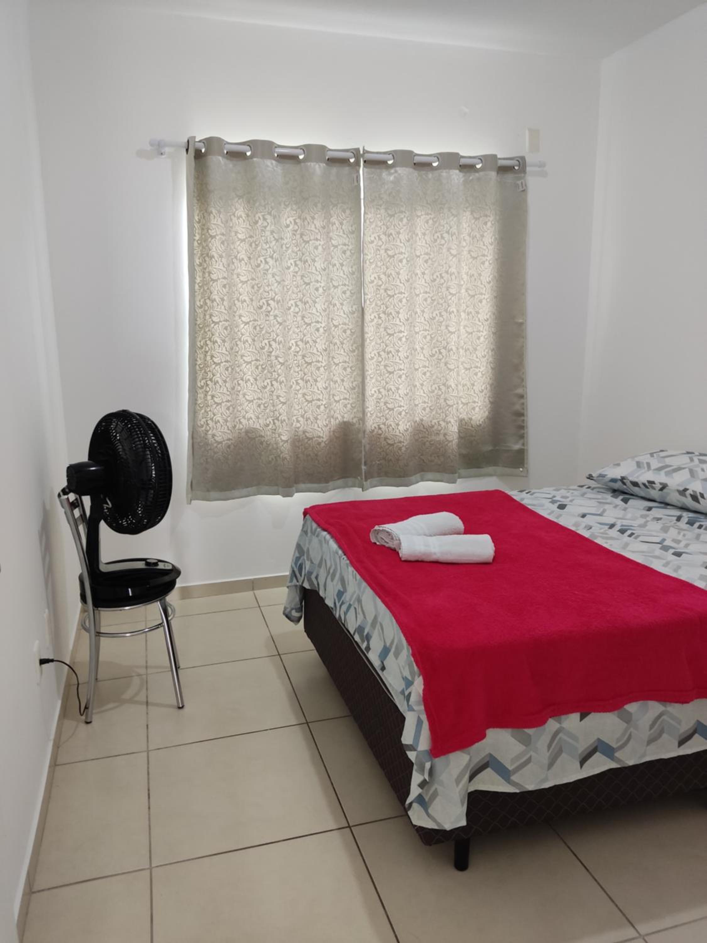 EM CASA