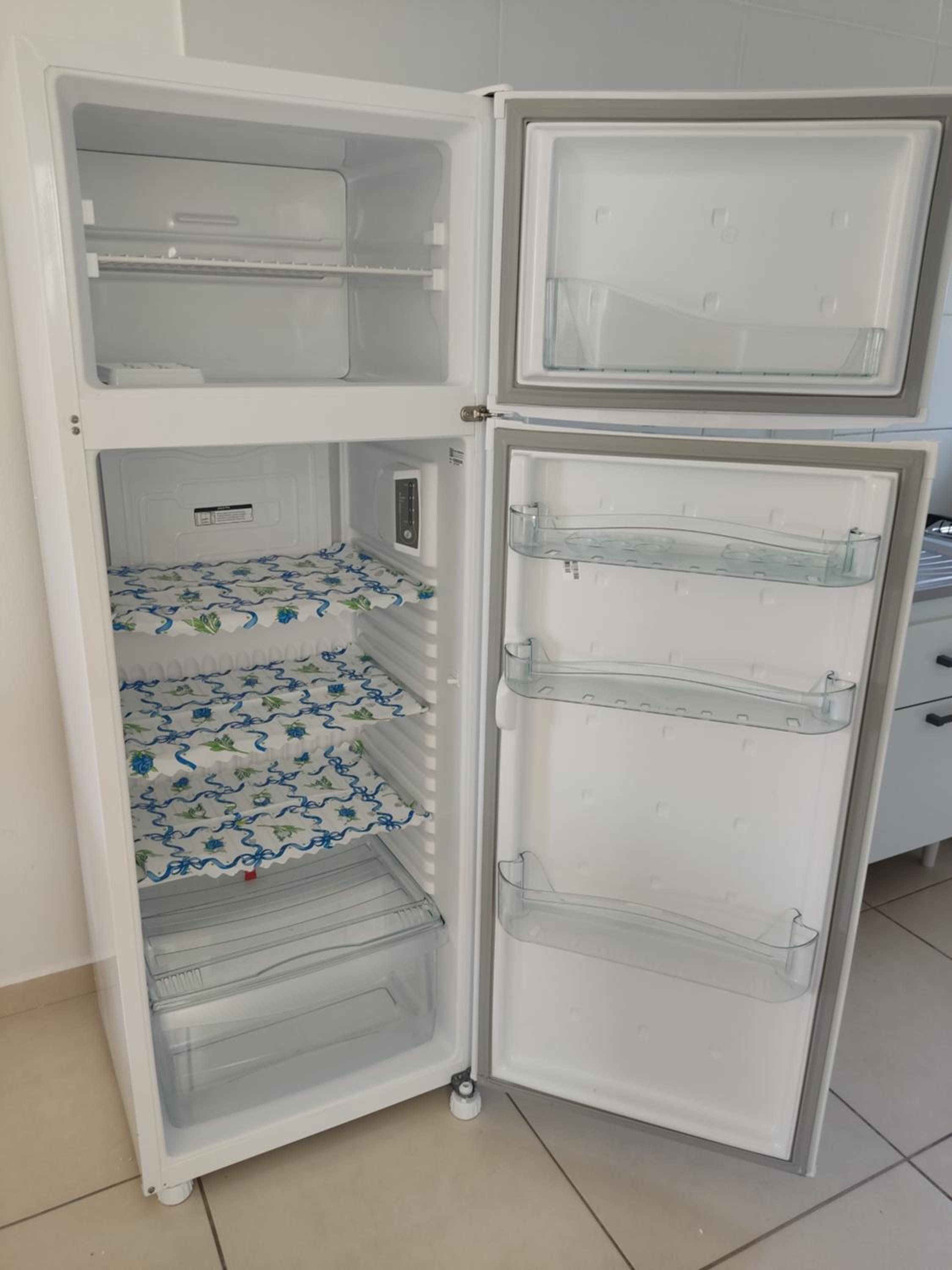 EM CASA