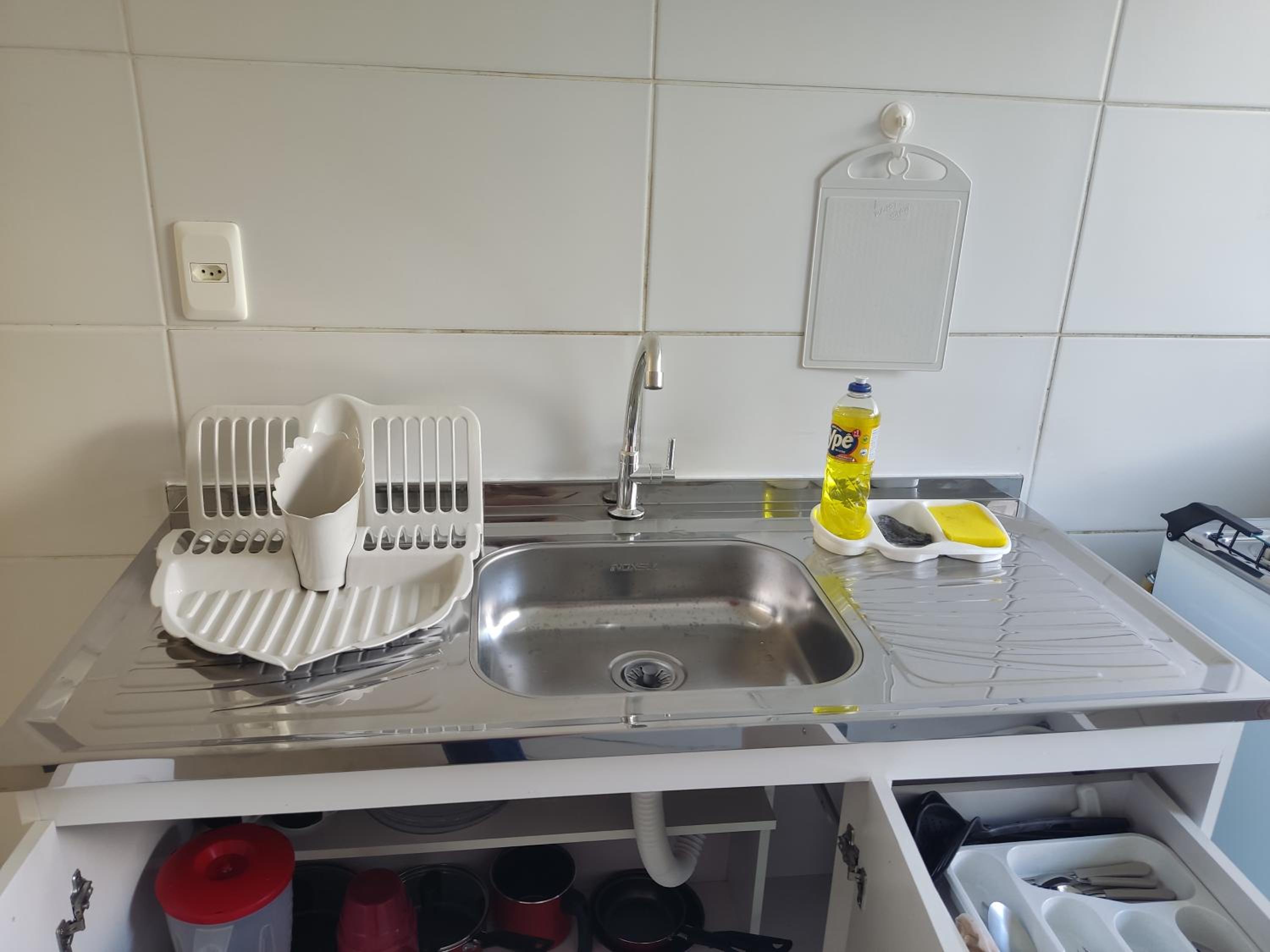 EM CASA