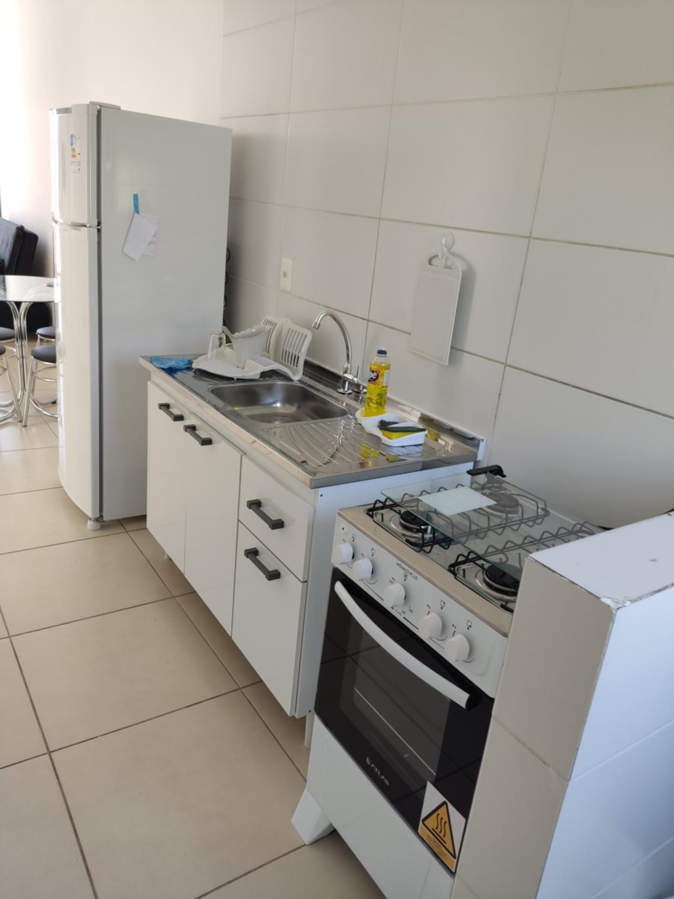 EM CASA