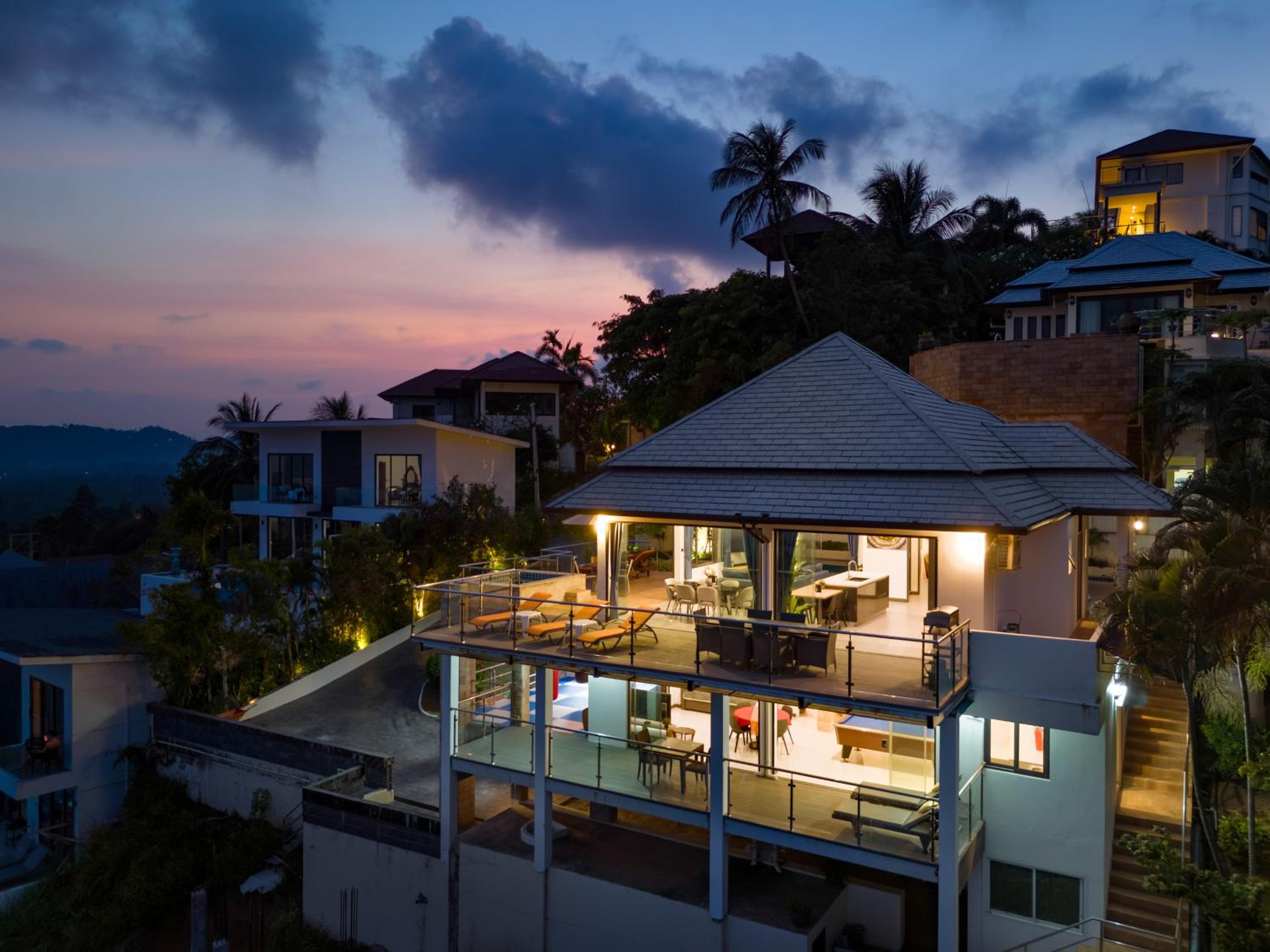 Tropical Villa 3