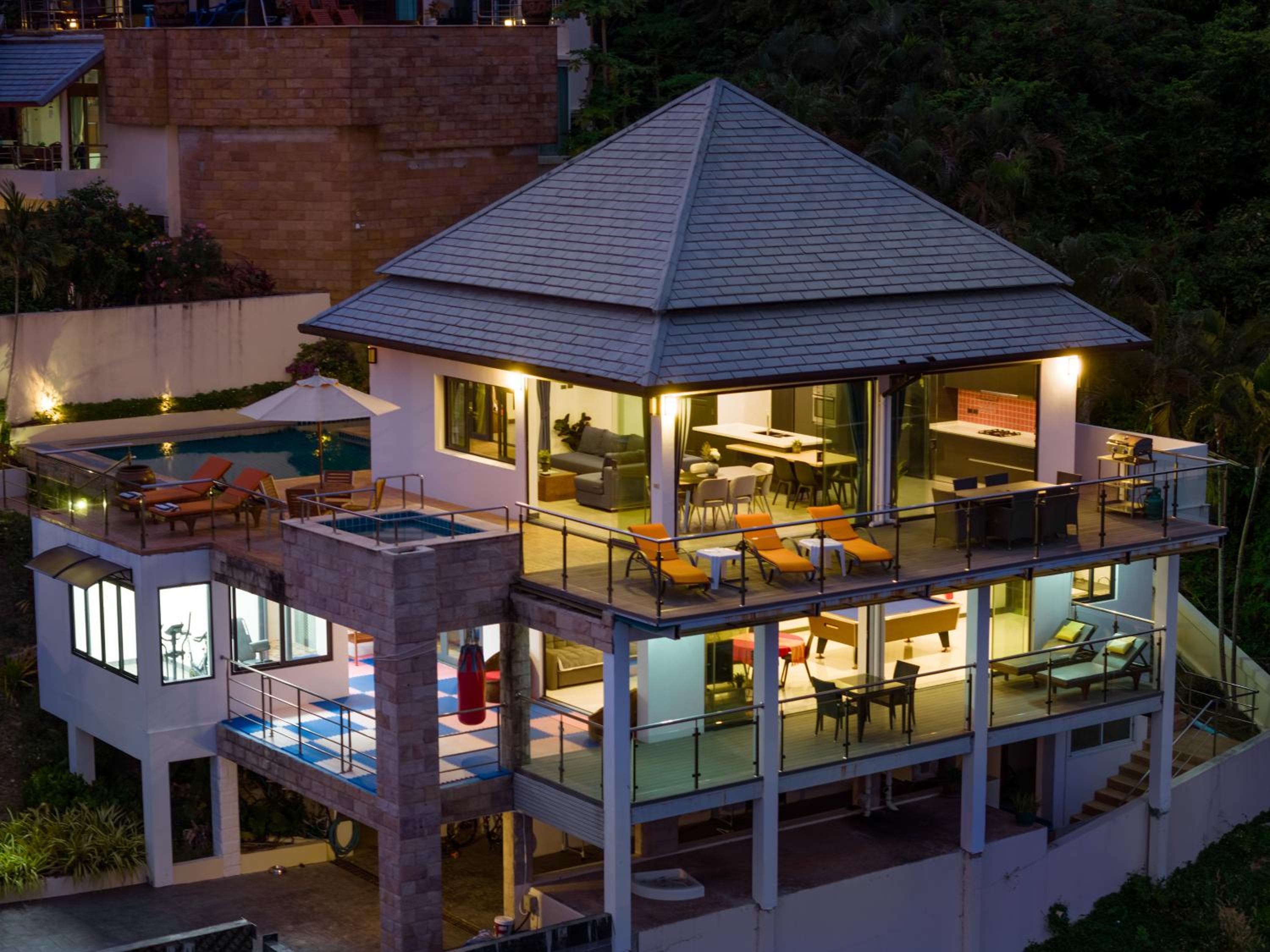 Tropical Villa 3