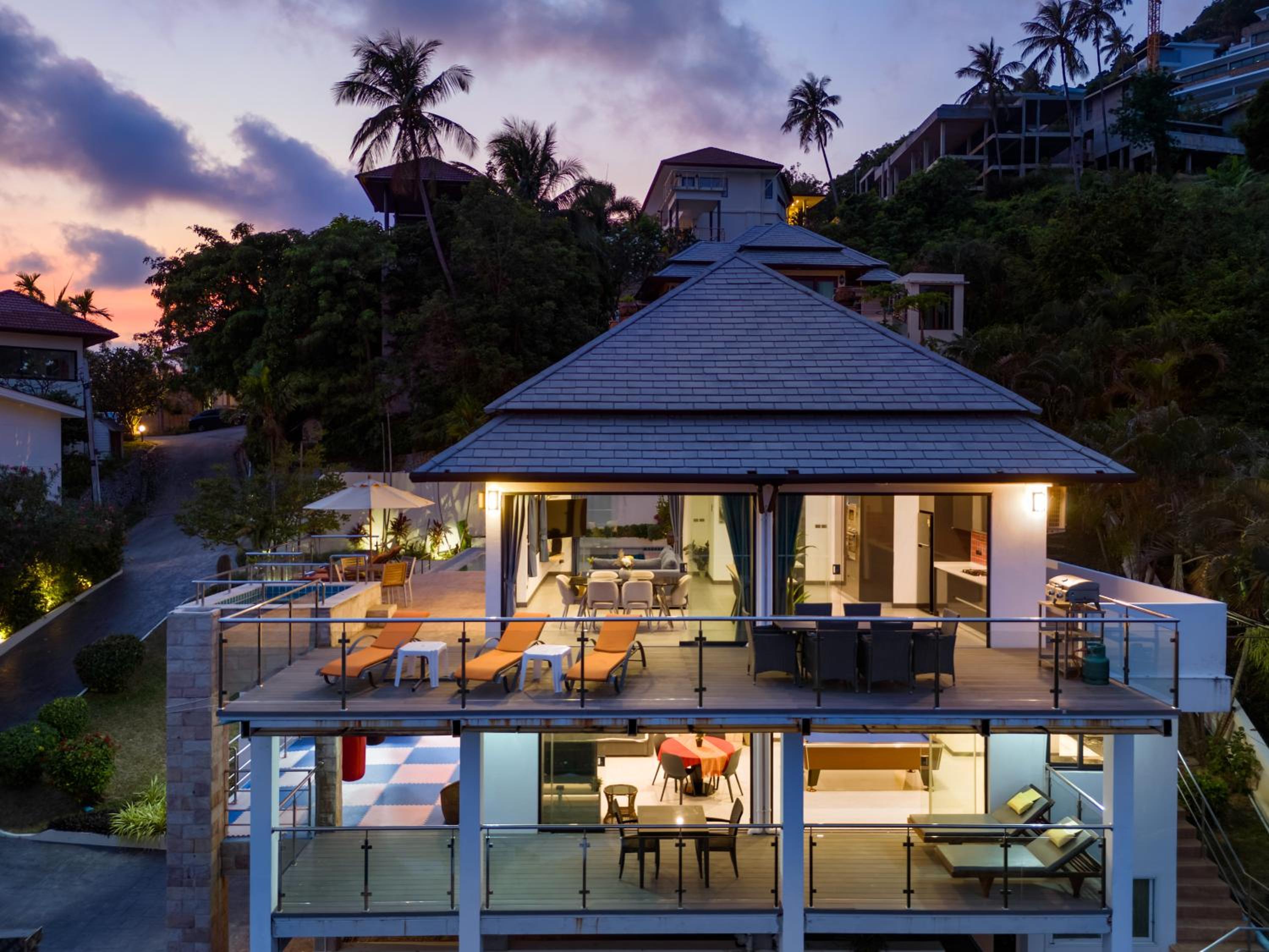 Tropical Villa 3