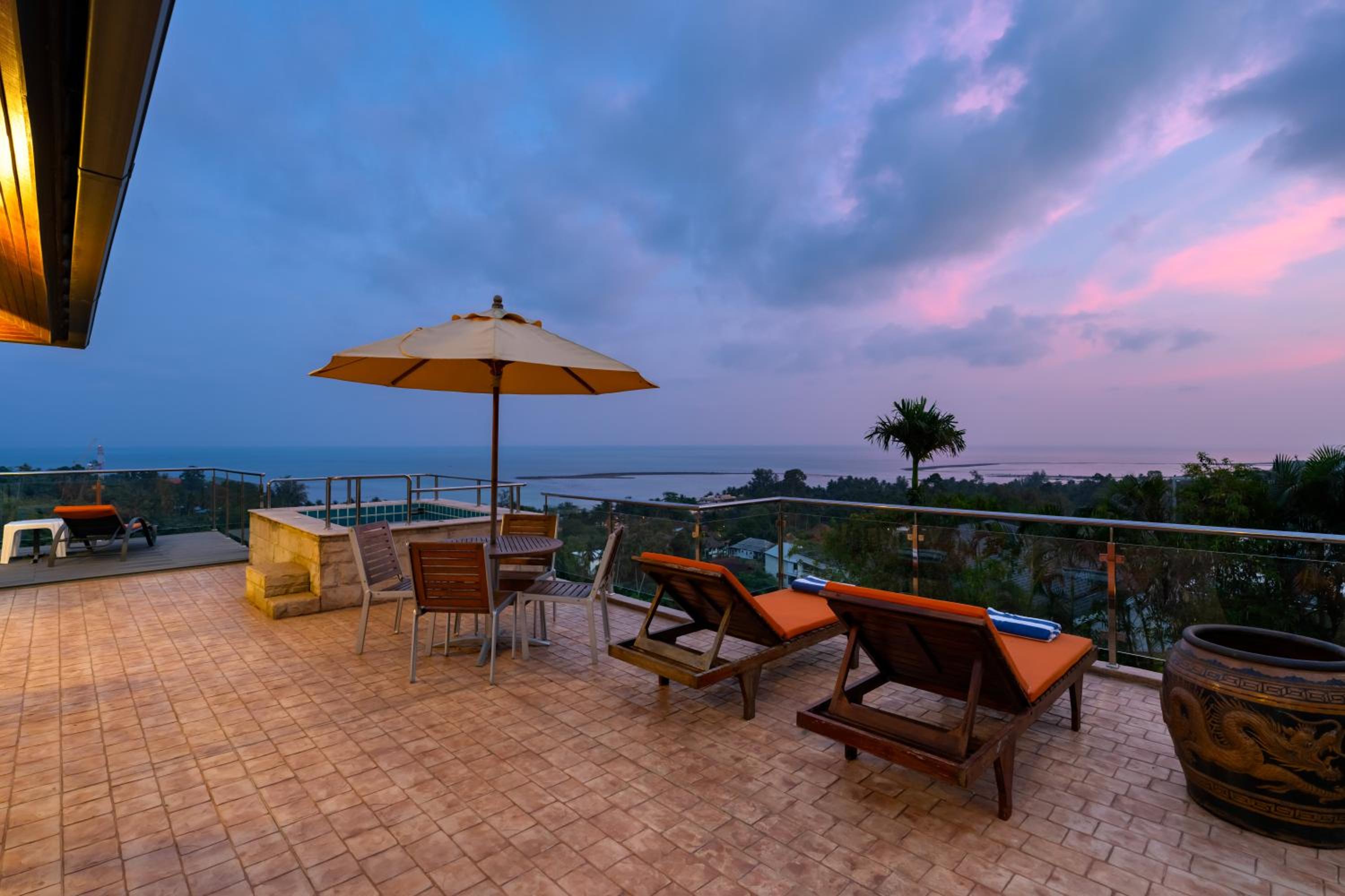 Tropical Villa 3