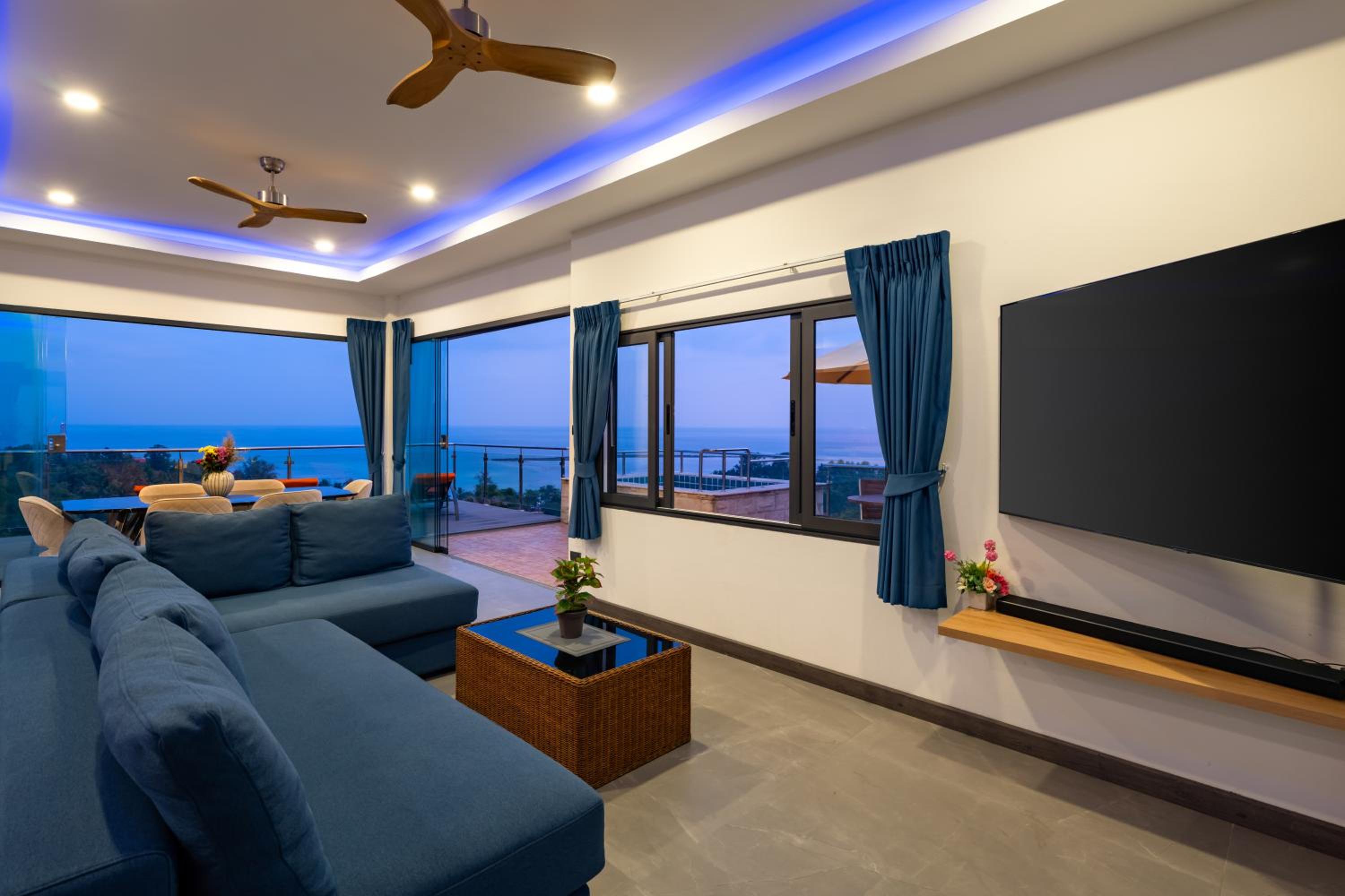 Tropical Villa 3