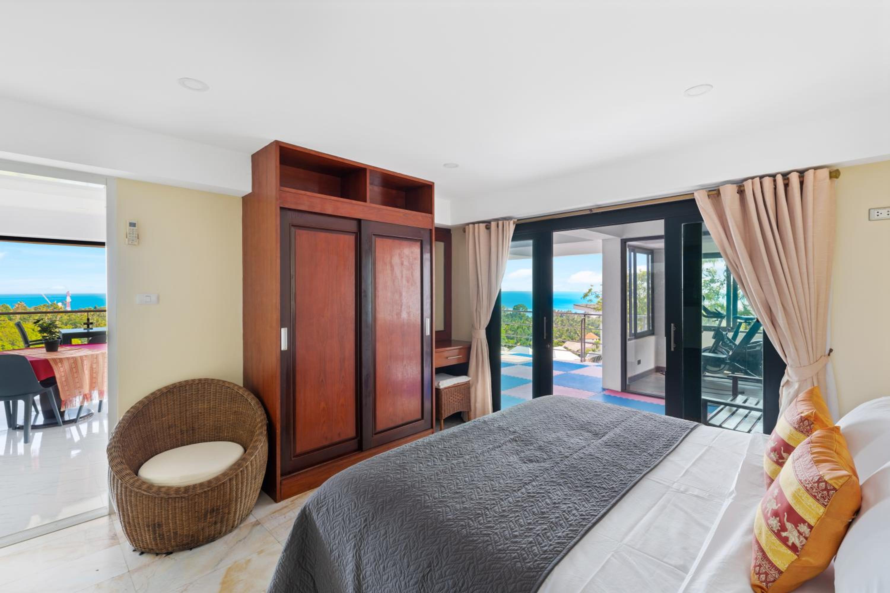 Tropical Villa 3