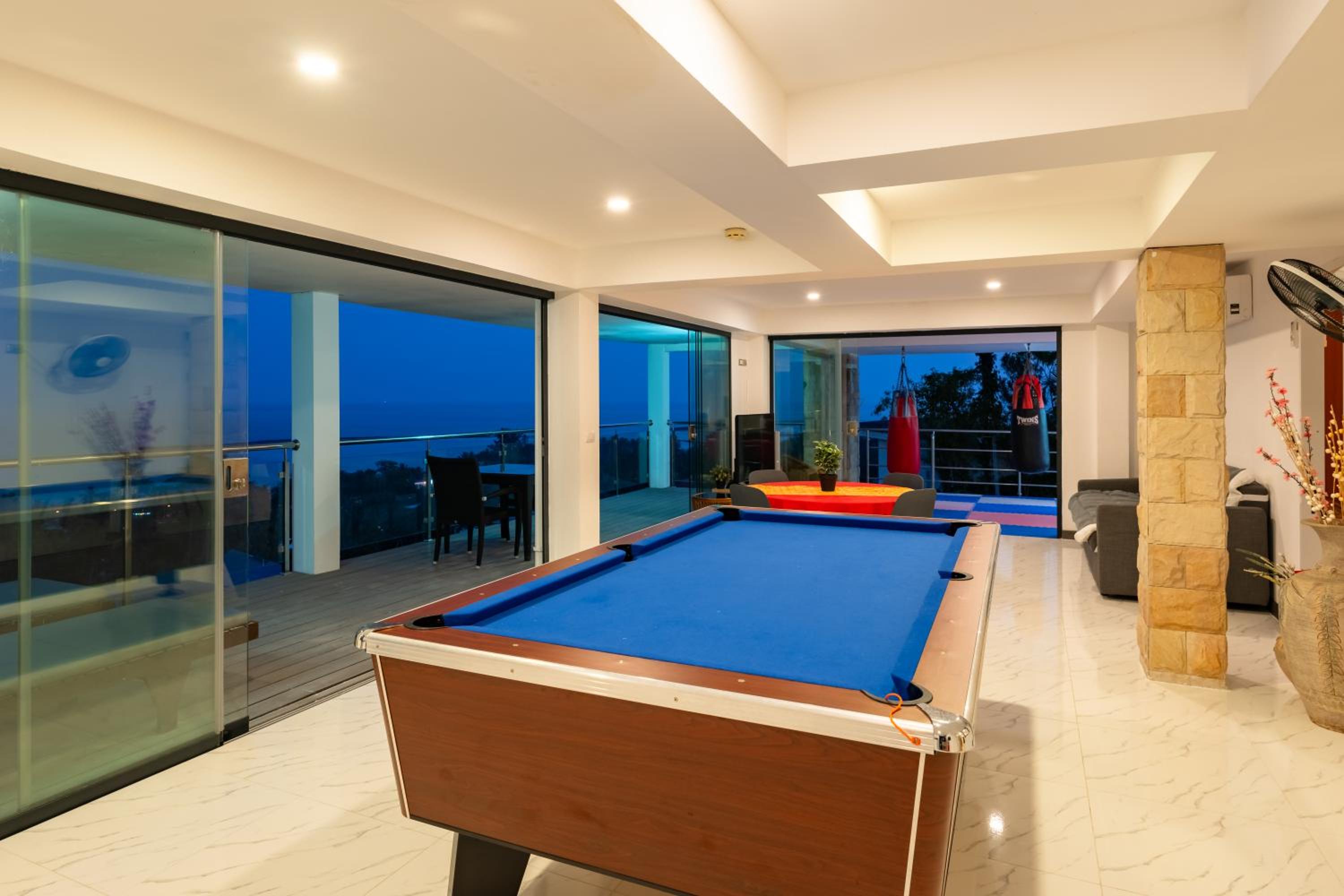Tropical Villa 3