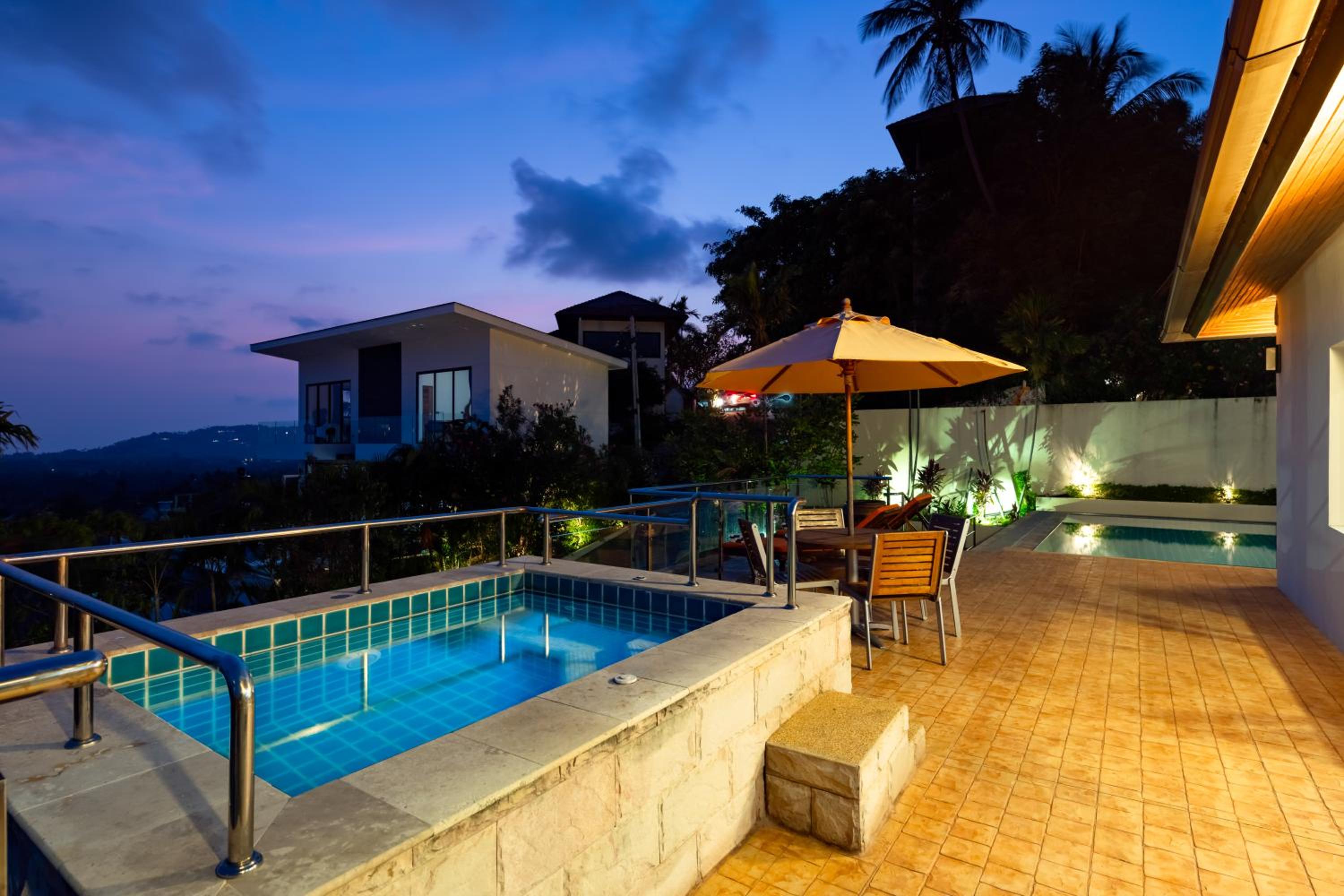 Tropical Villa 3