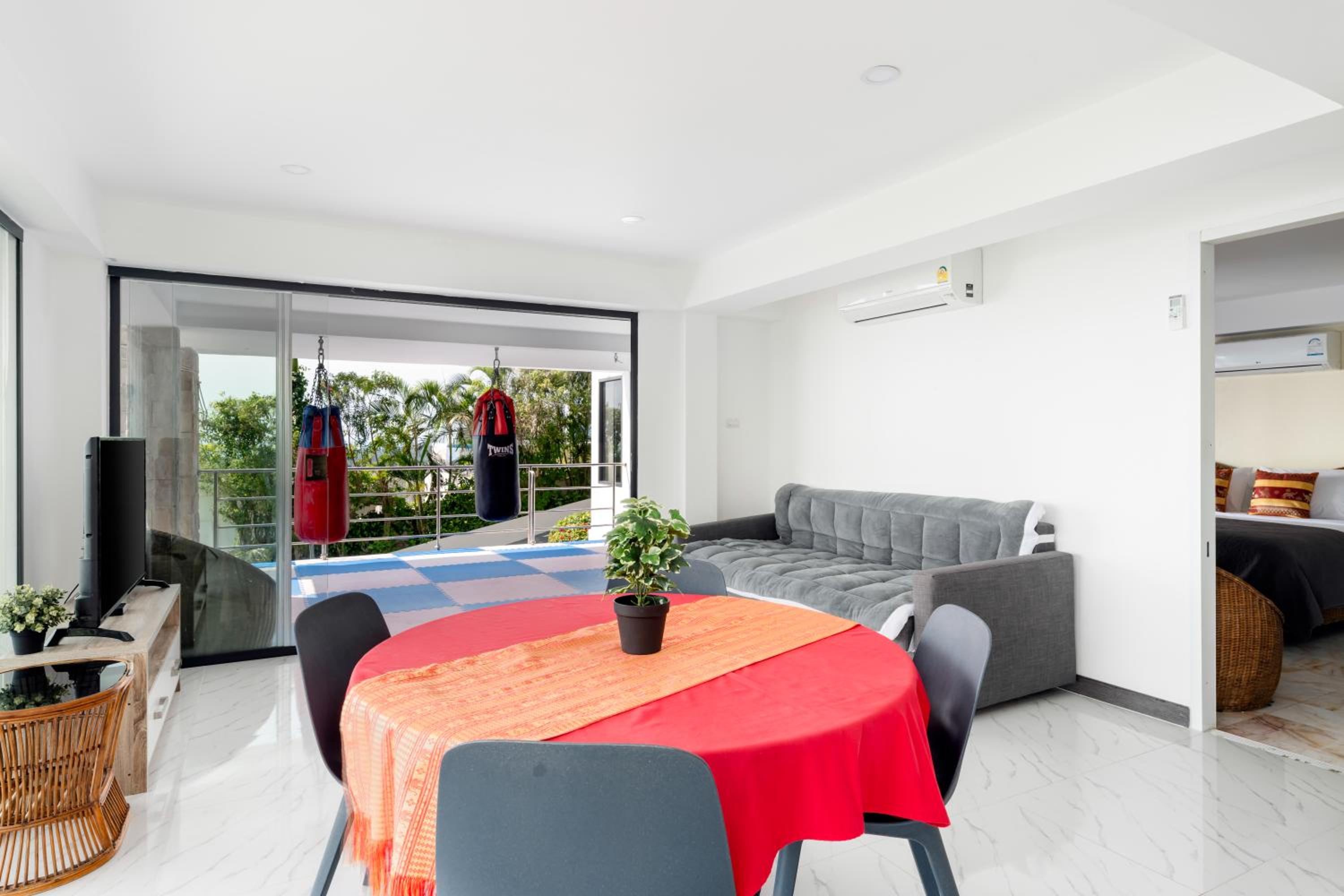 Tropical Villa 3