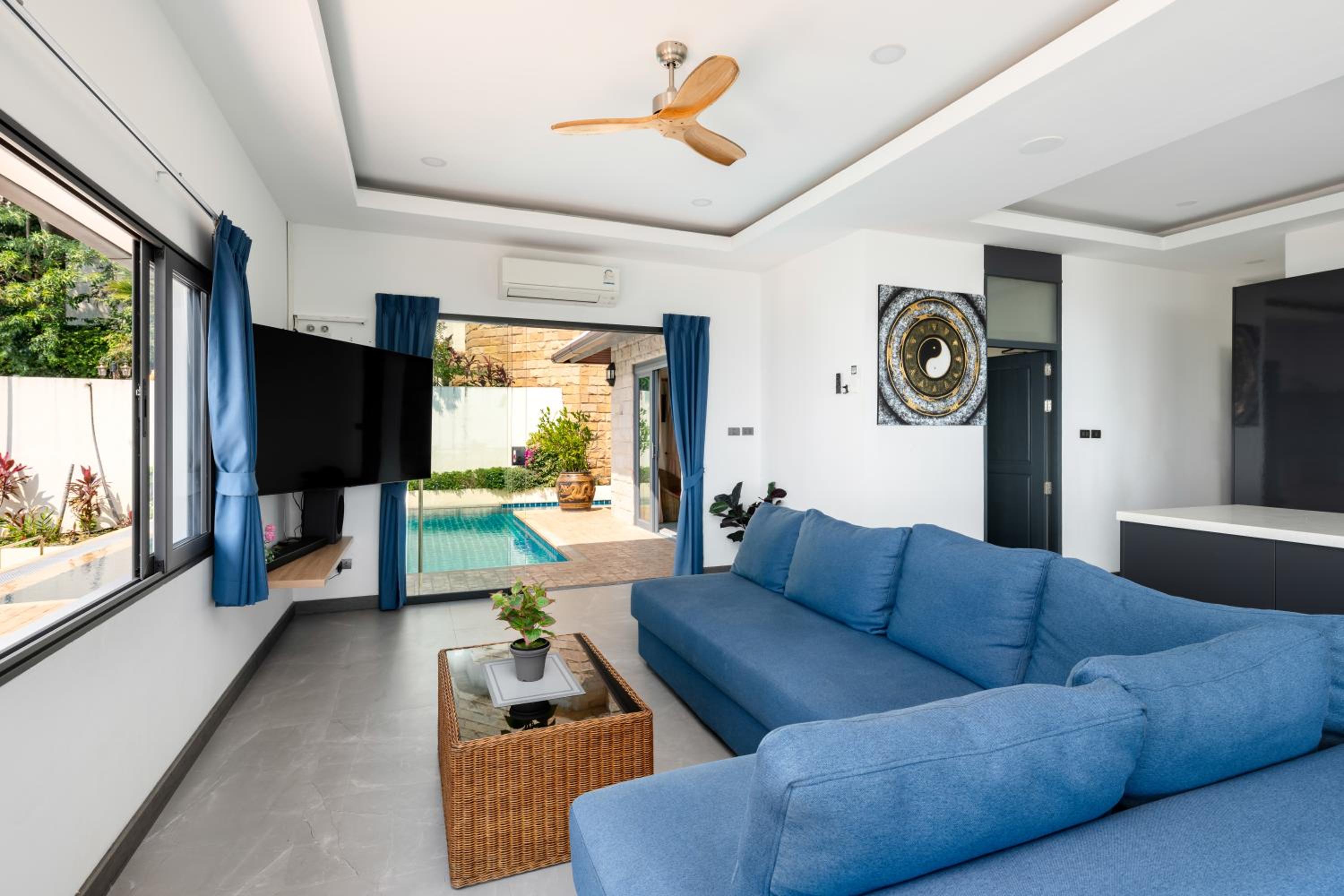 Tropical Villa 3