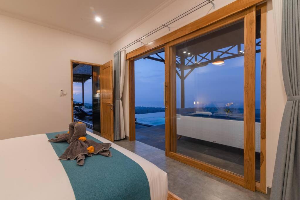 Villa Cakrawala