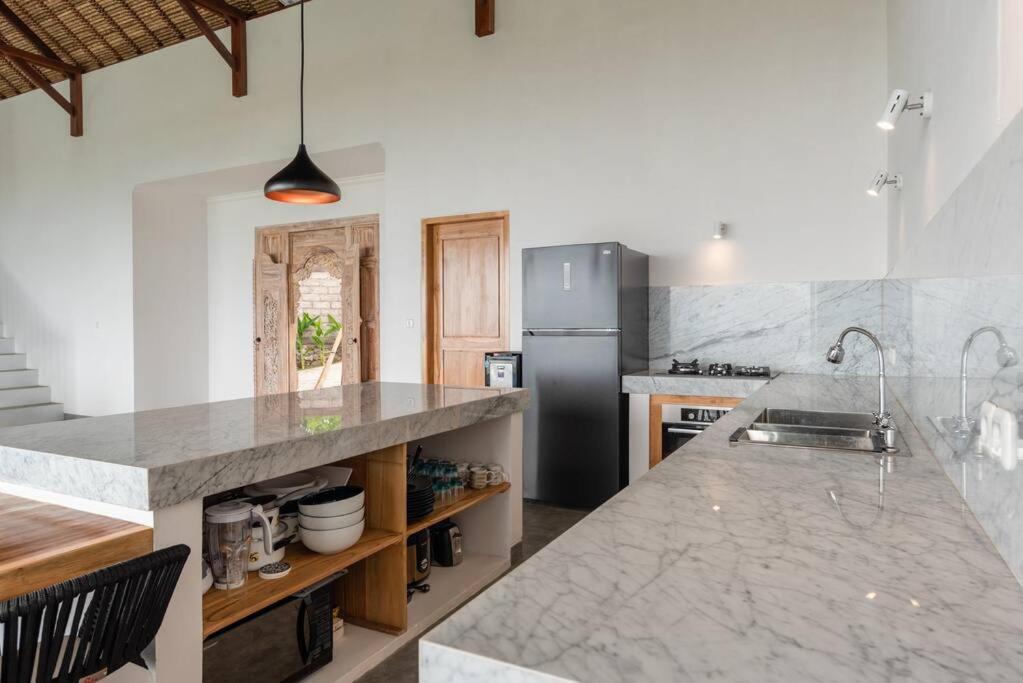 Villa Cakrawala