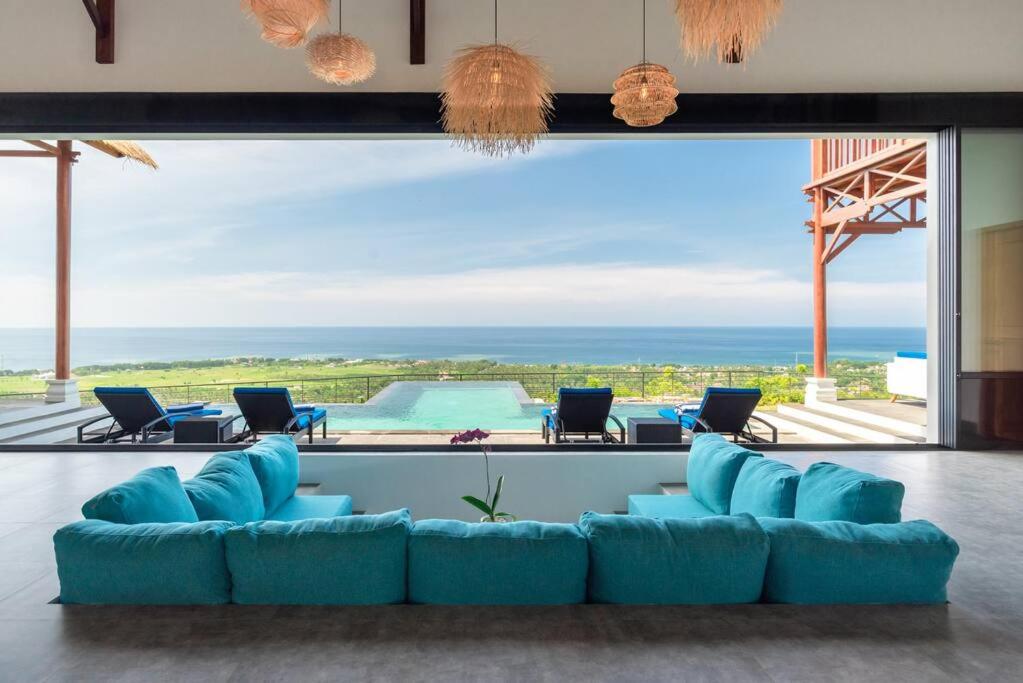 Villa Cakrawala