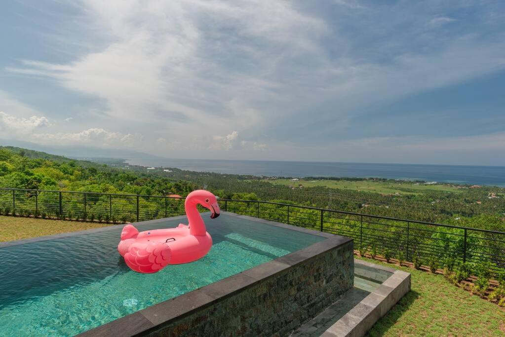 Villa Cakrawala