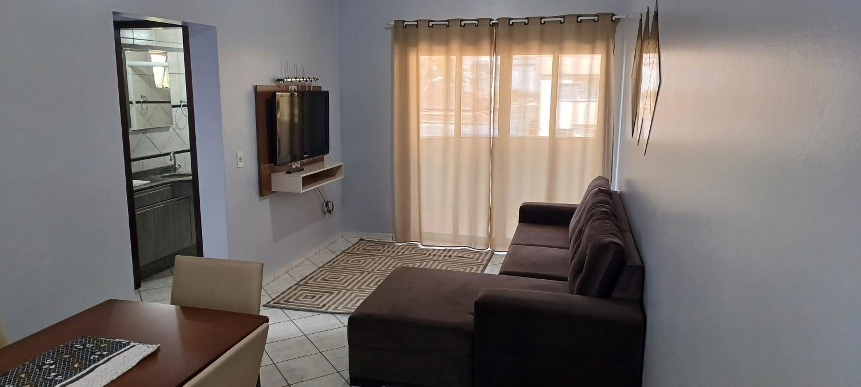 Apto 202 Ilha da Figueira - mobiliado 2 quartos
