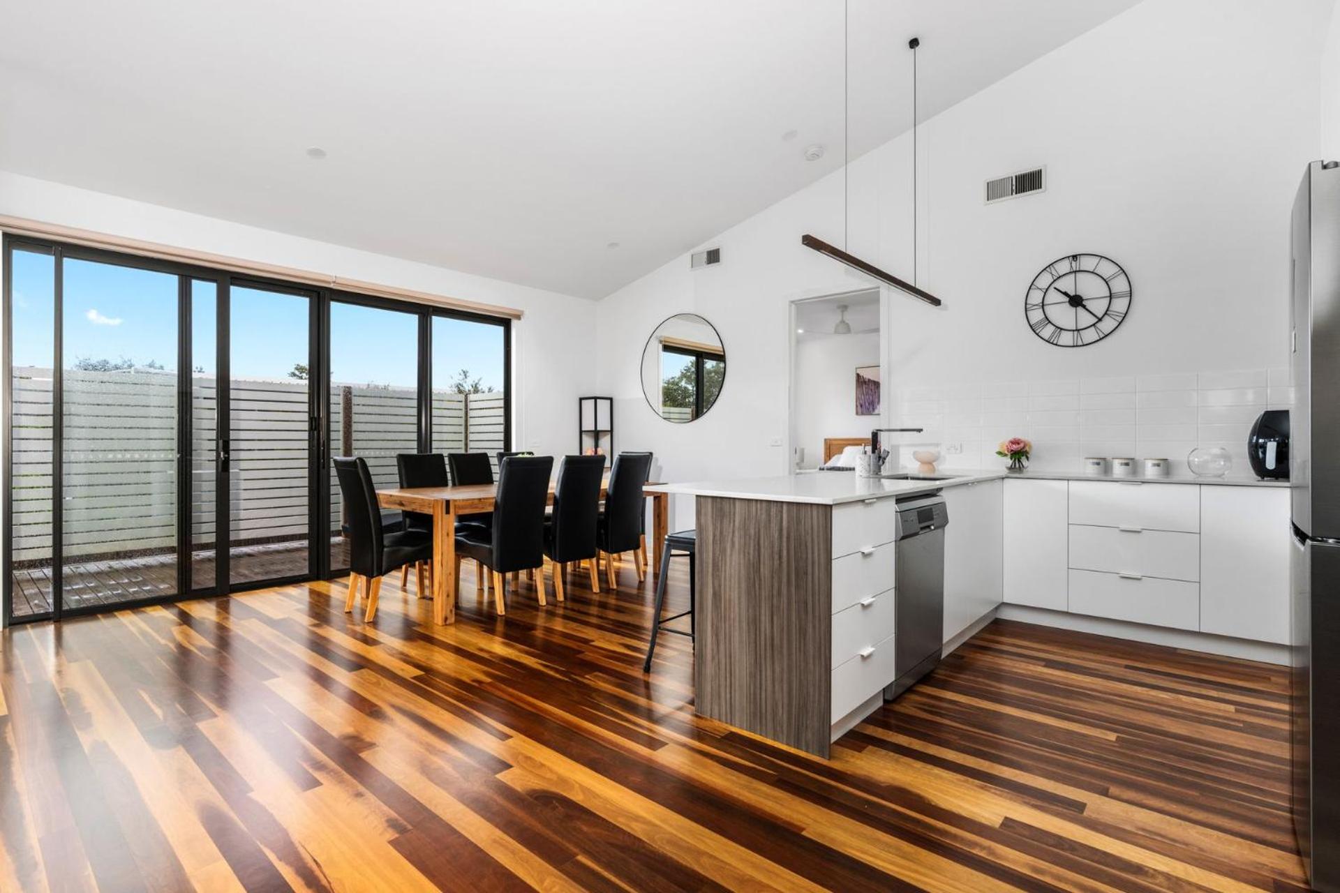 Best of Both Worlds Inverloch