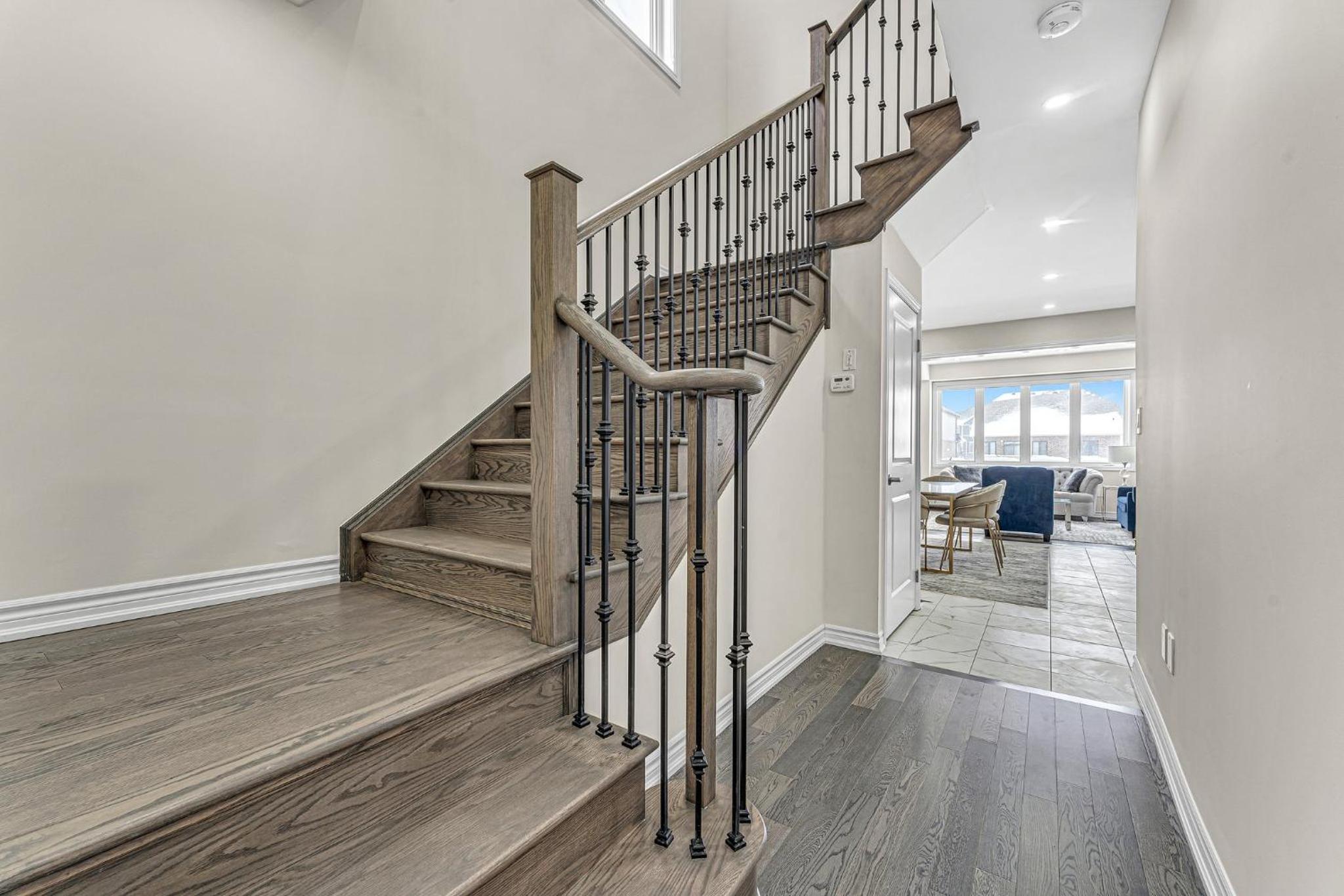 Designer Home in Niagara Falls