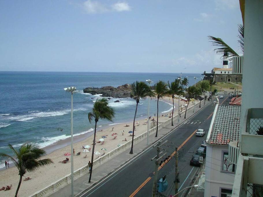 Flat na Barra - Frente a Praia - Circuito do Carnaval