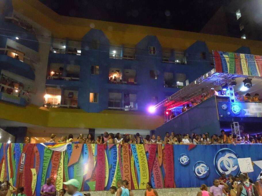 Flat na Barra - Frente a Praia - Circuito do Carnaval
