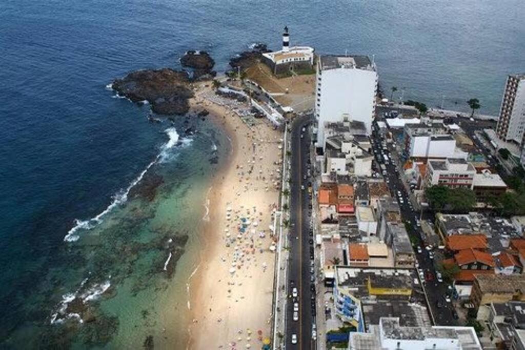 Flat na Barra - Frente a Praia - Circuito do Carnaval