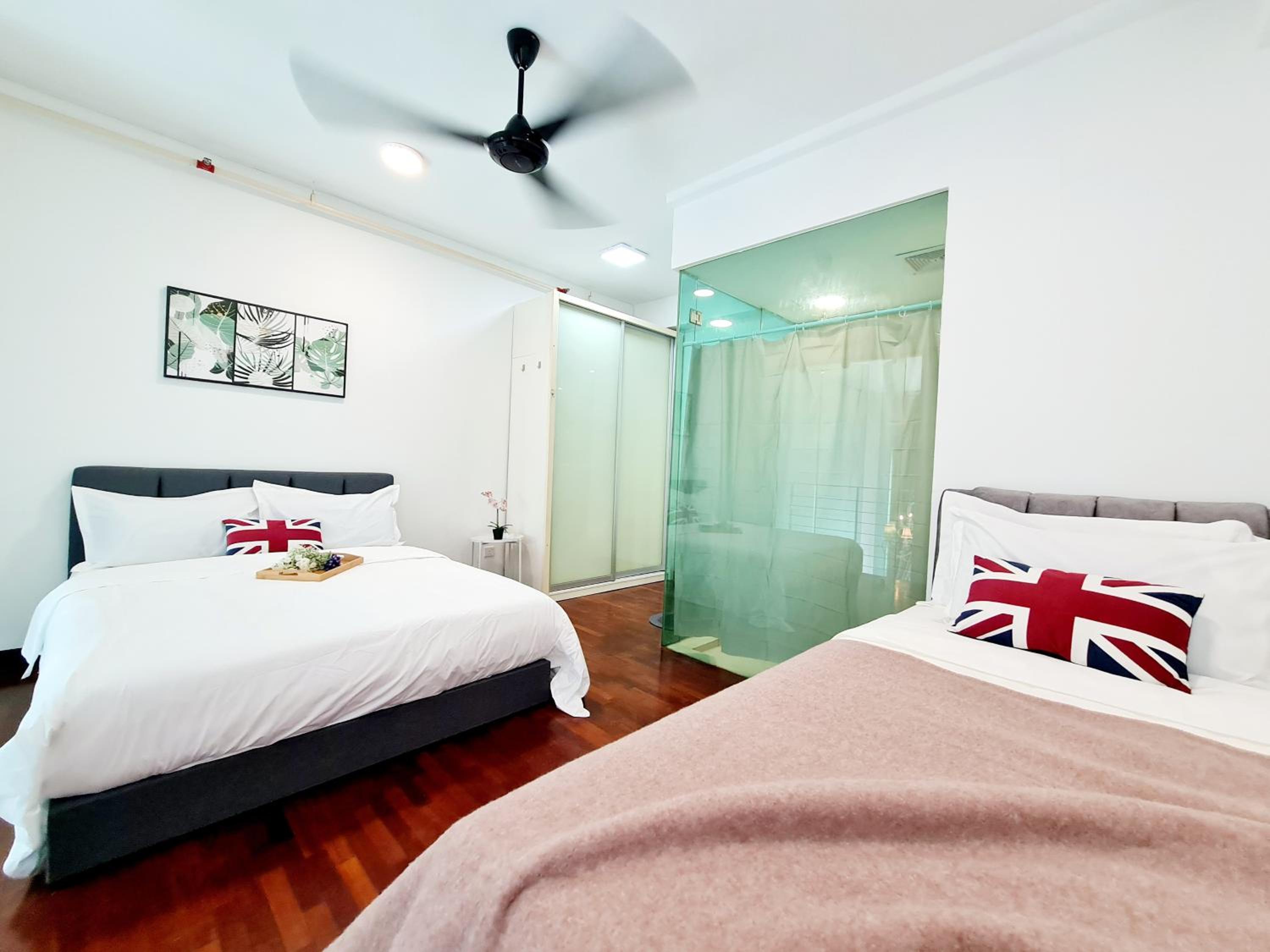 Broad 7 Guests Scott Garden Duplex 1 Room Old Klang Road, Taman Desa, Kuchai Lama, Bangsar South, Pearl Point, Mid Valley, Kuala Lumpur