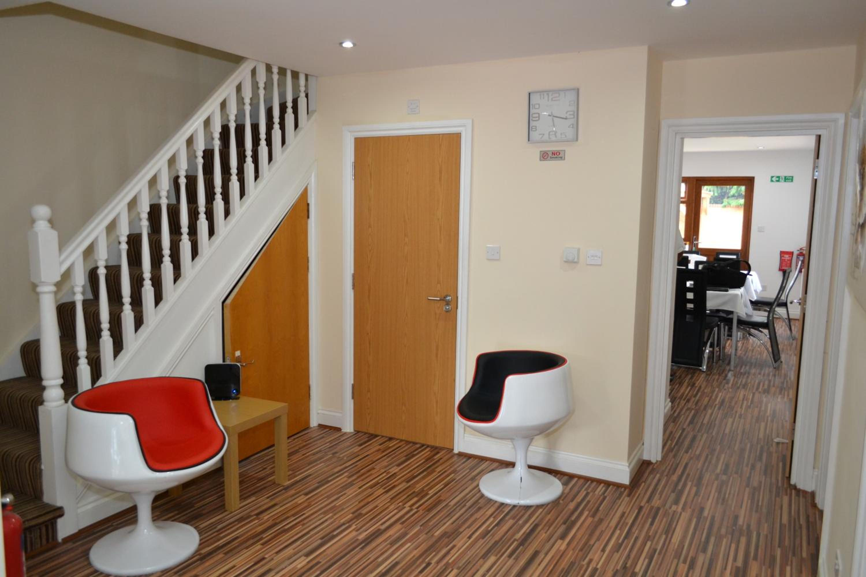 Hounslow Vacations - Heathrow Travellers Hub - Property Image 12