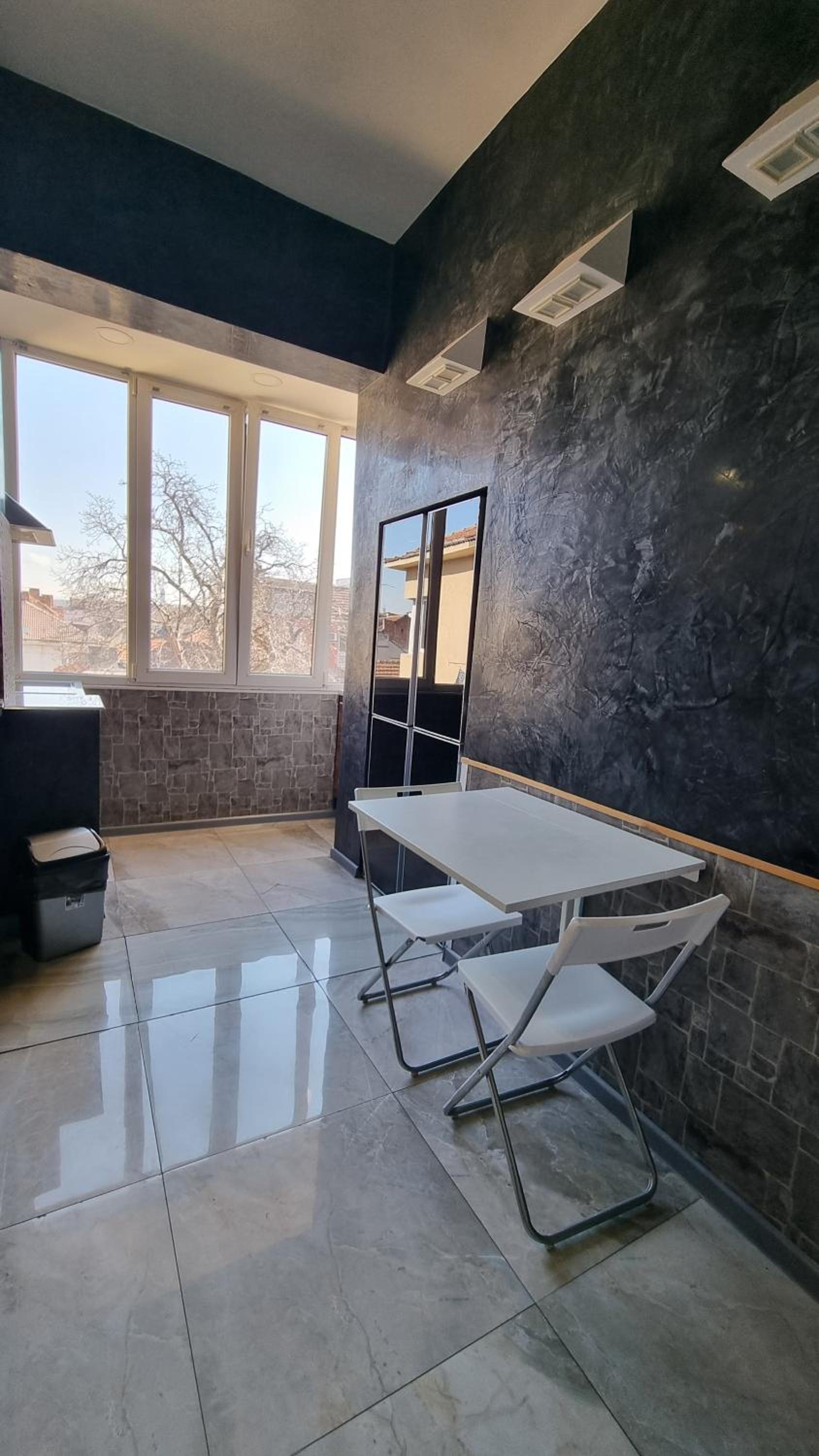 Central Apartment