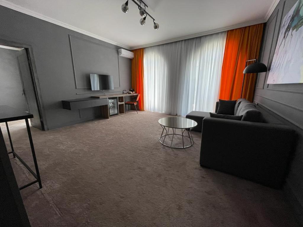 Blanco boutique hotel astara