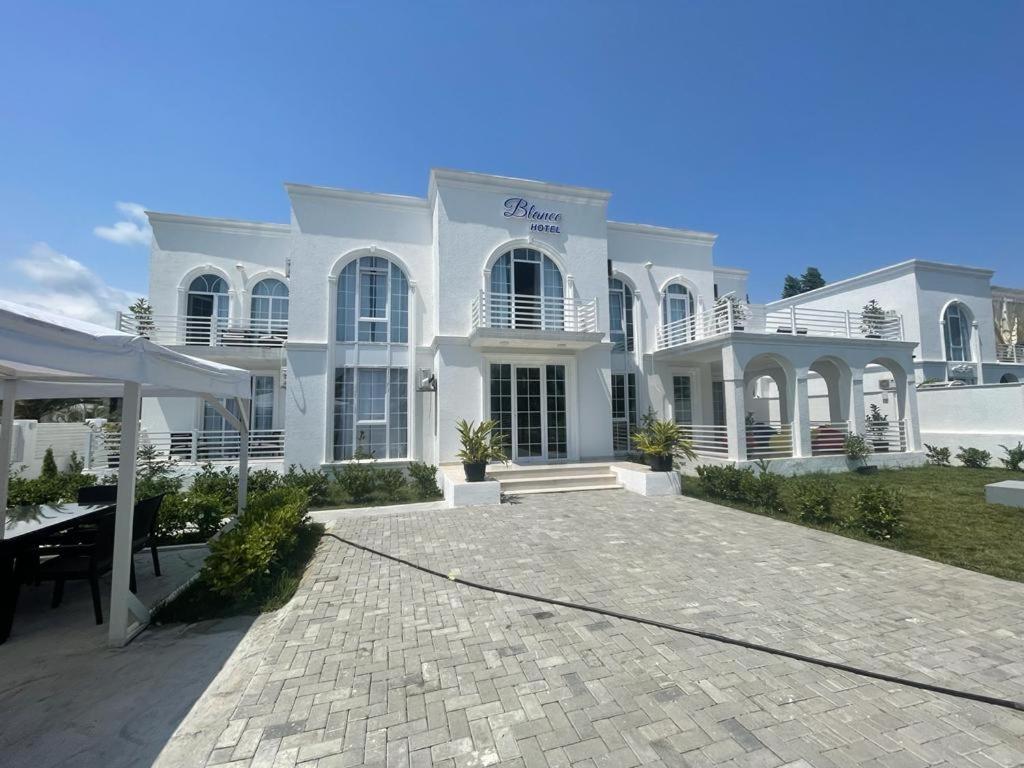Blanco boutique hotel astara
