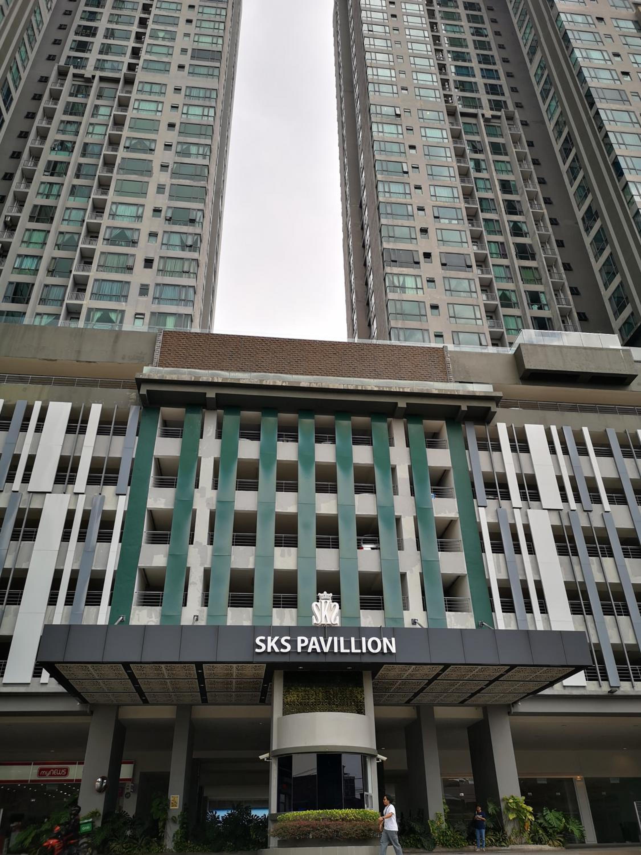 SKS PAVILLION near JB CIQ firstlink by Rest and Relax