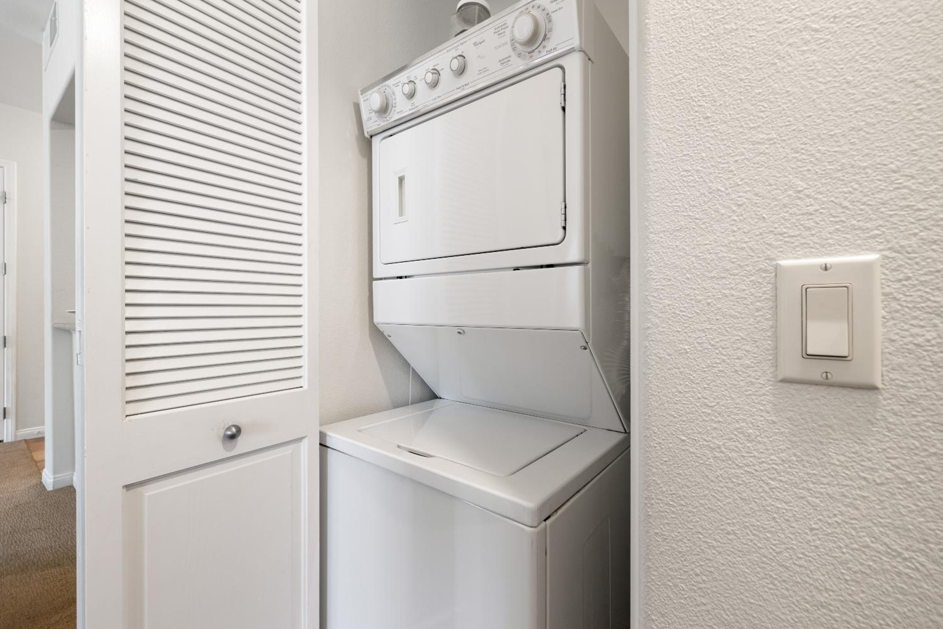 C77-1 Lux 1BD Villa near Clubhouse with all amenities condo view 3