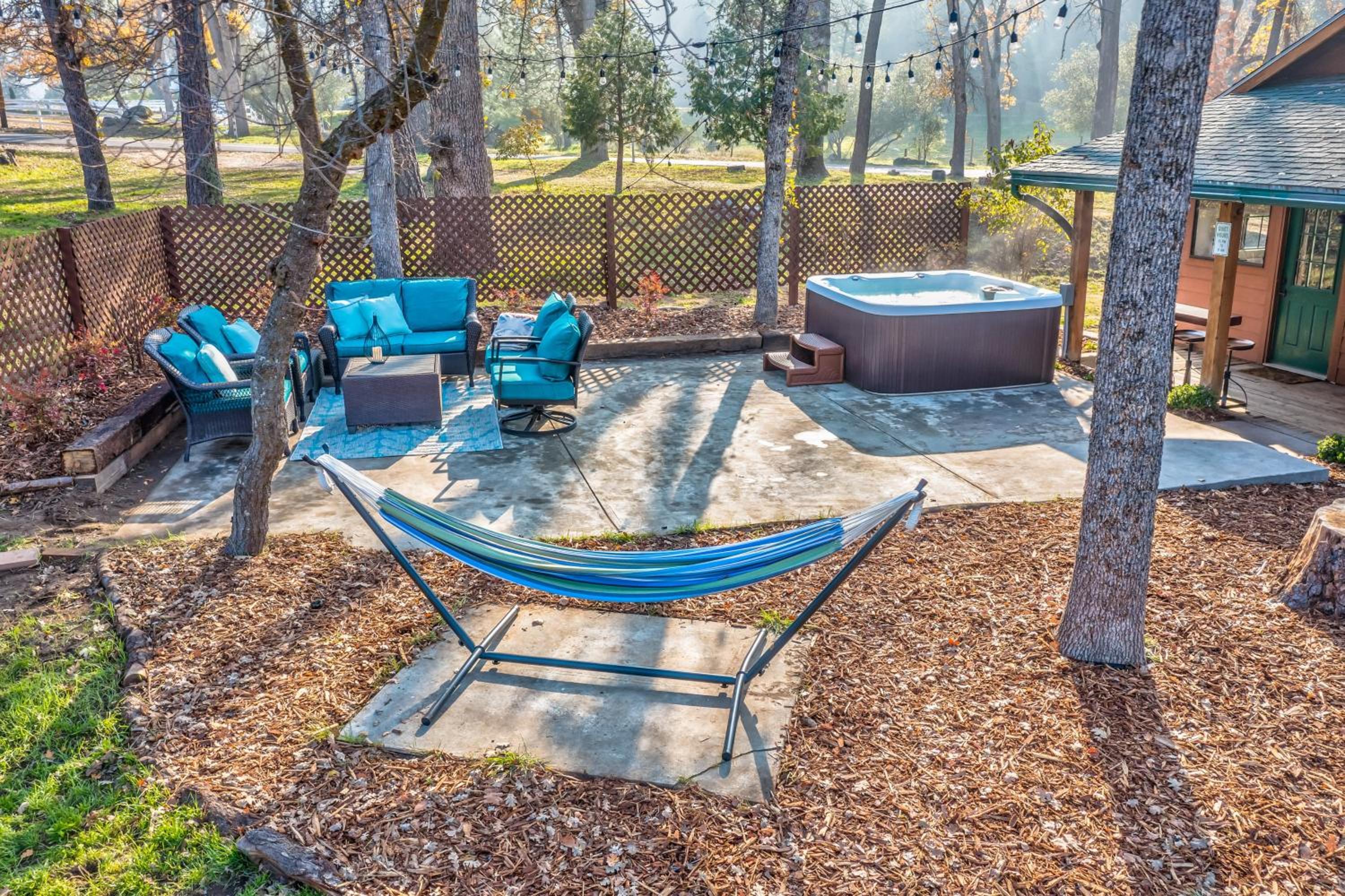 Log Cabin sleeps 20 with hot tub, EV Charger, firepit view 2