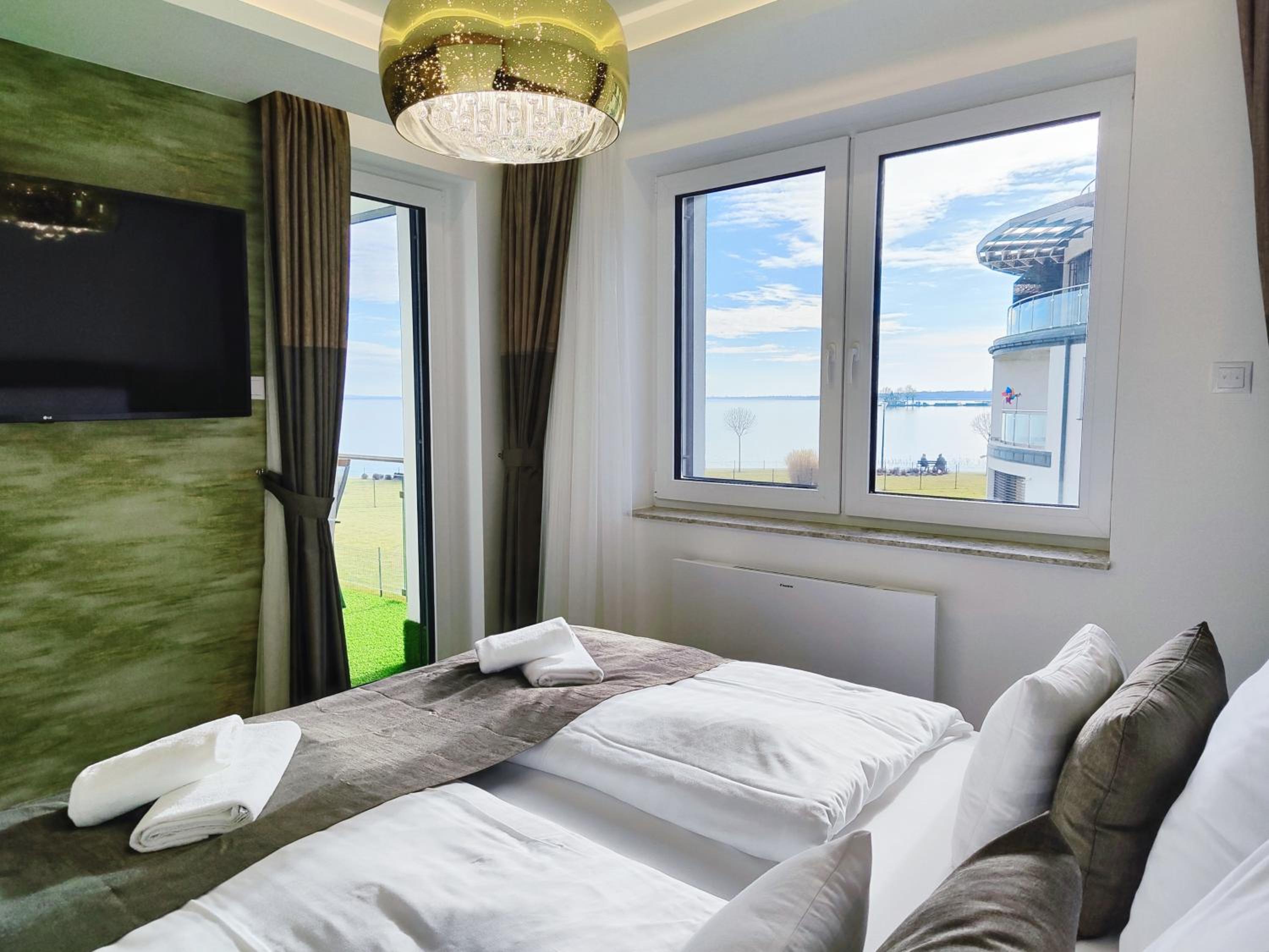 Royal Liberty Apartment view 4