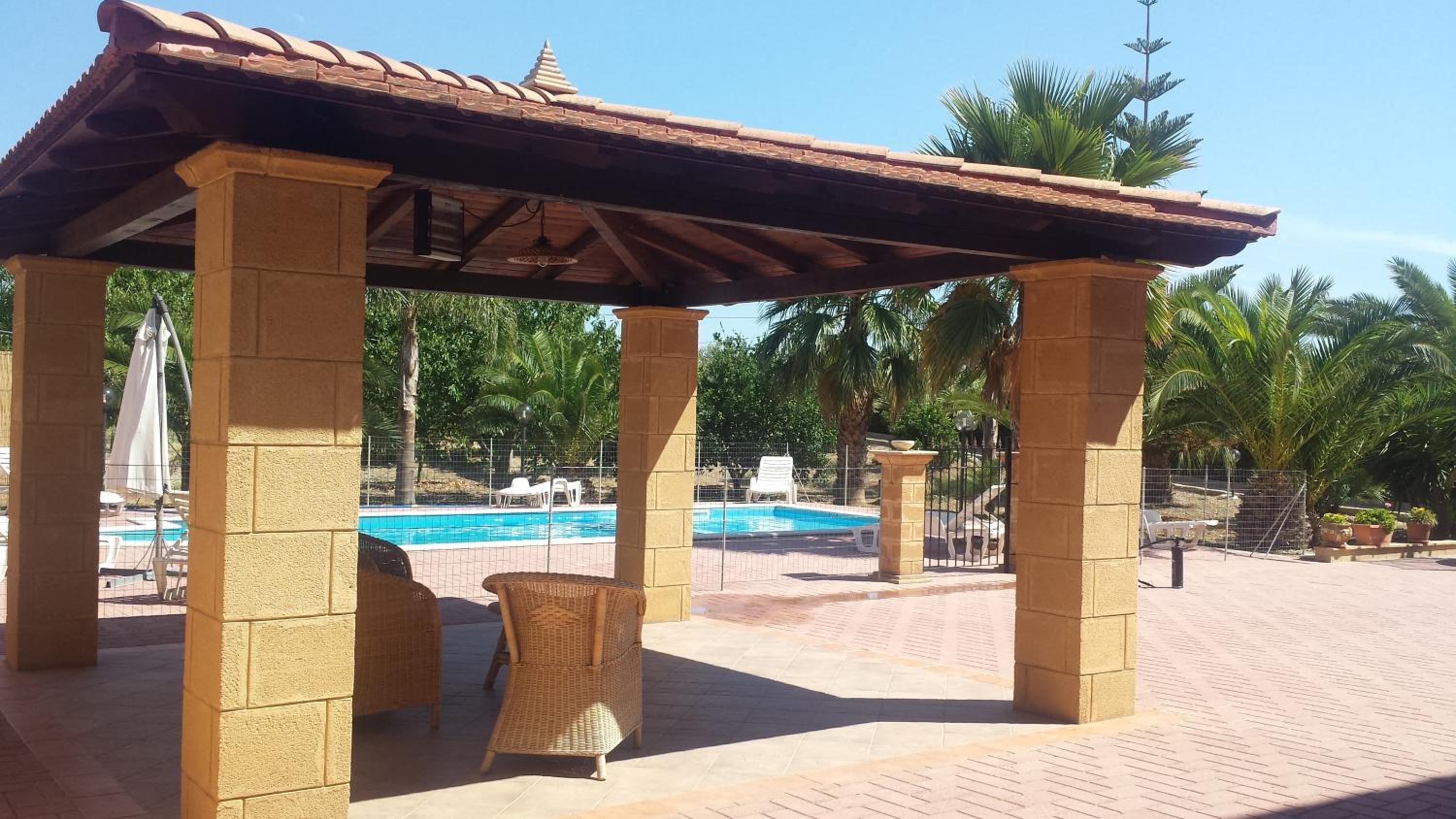 Villa Gioiosa Vacation in Sicily with private fenced pool & hydro-massage