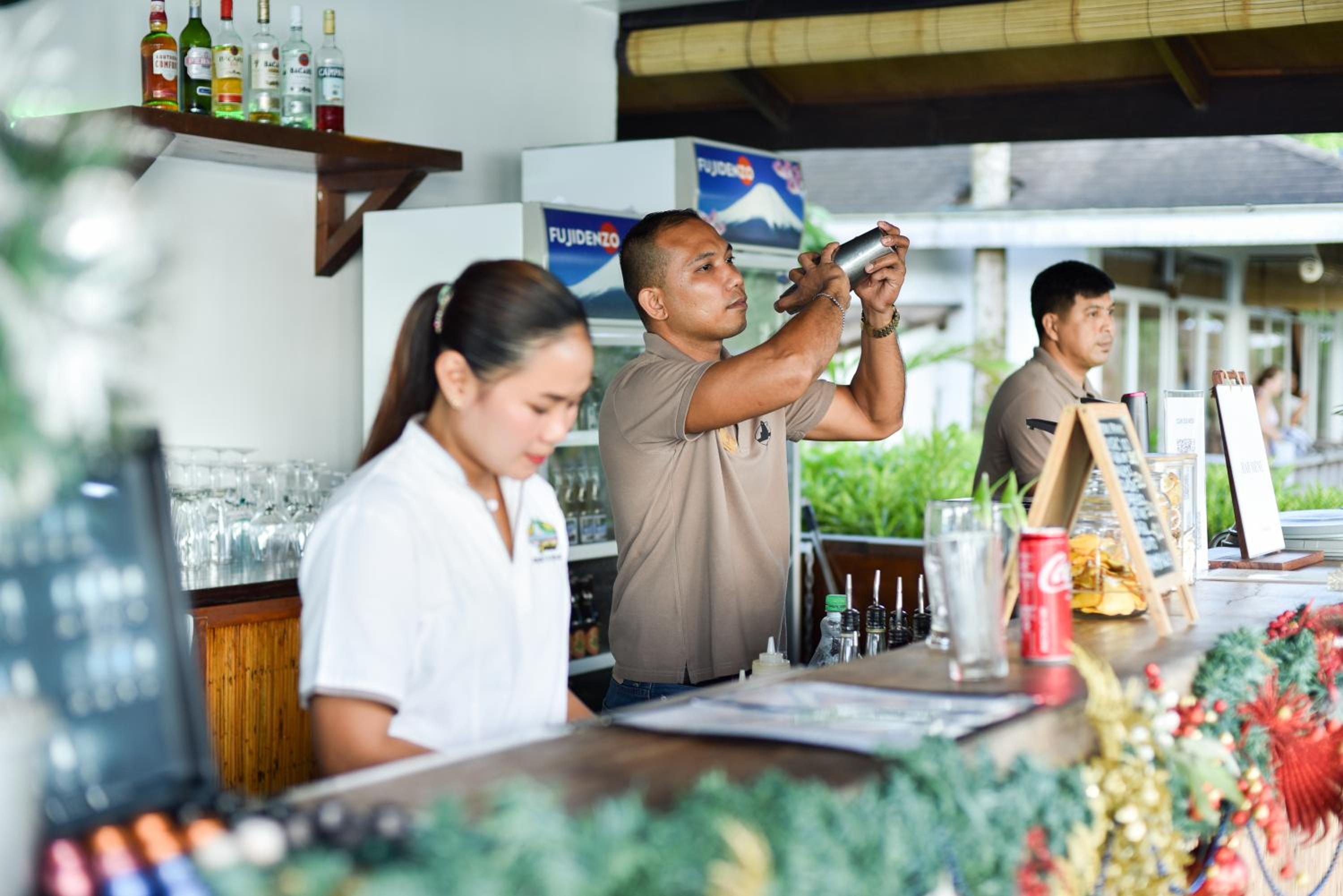 Cadlao Resort and Restaurant