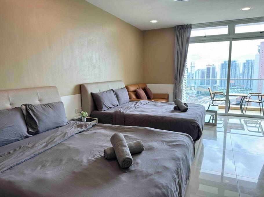 KSL Cozy (30) Bathtub Super High Floor City View