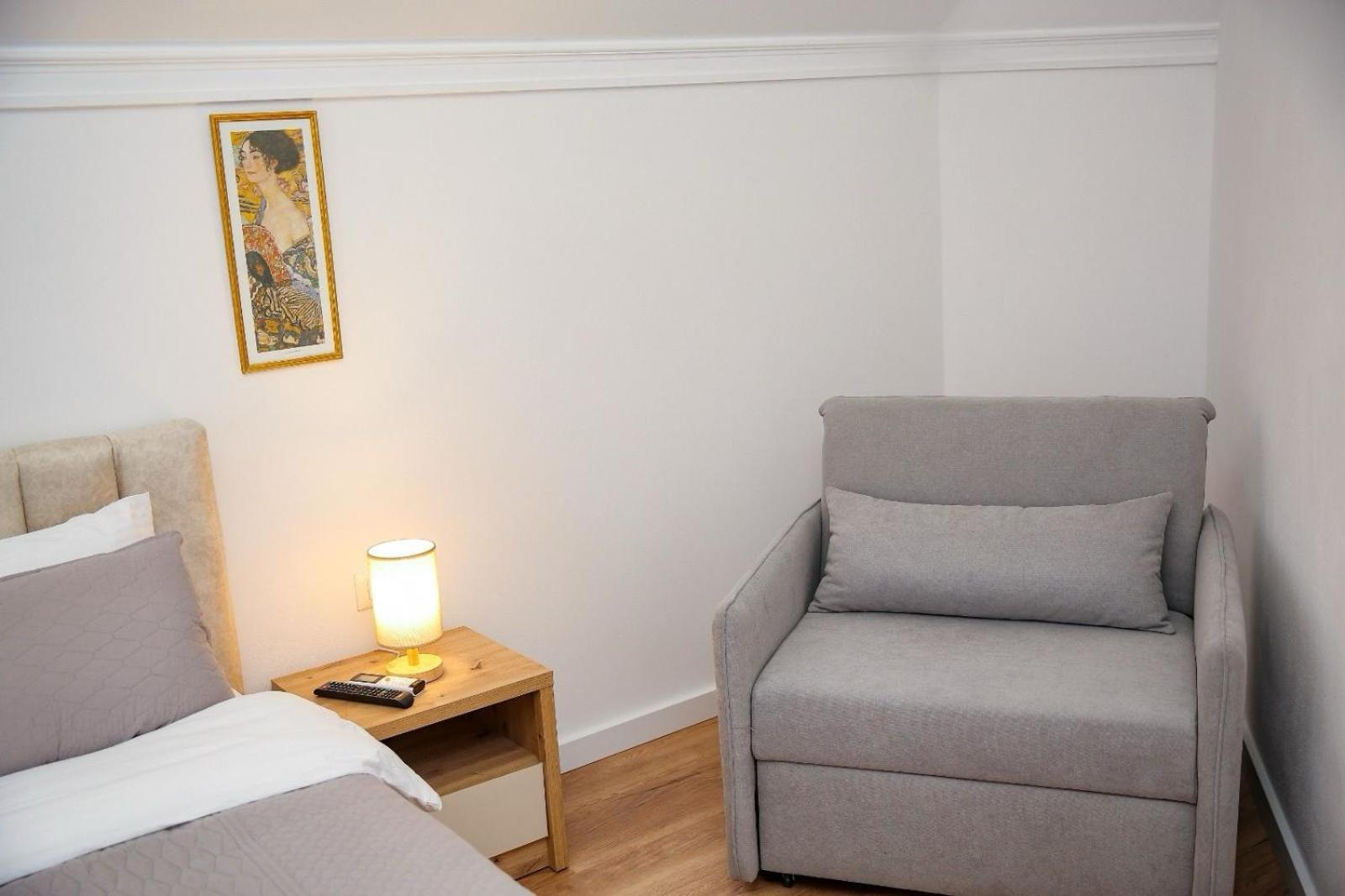 ORA Central Duplex Apartment photo 3