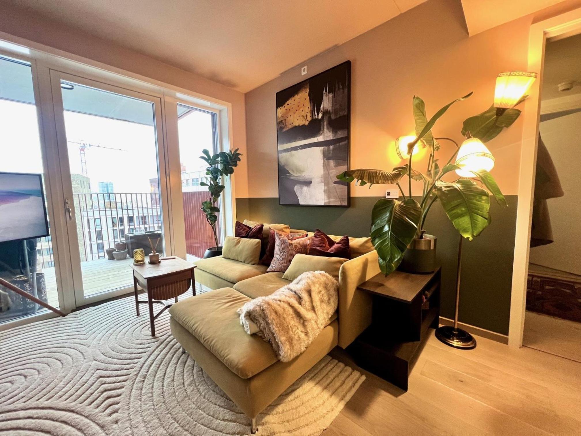 Sunny apartment close to the sea