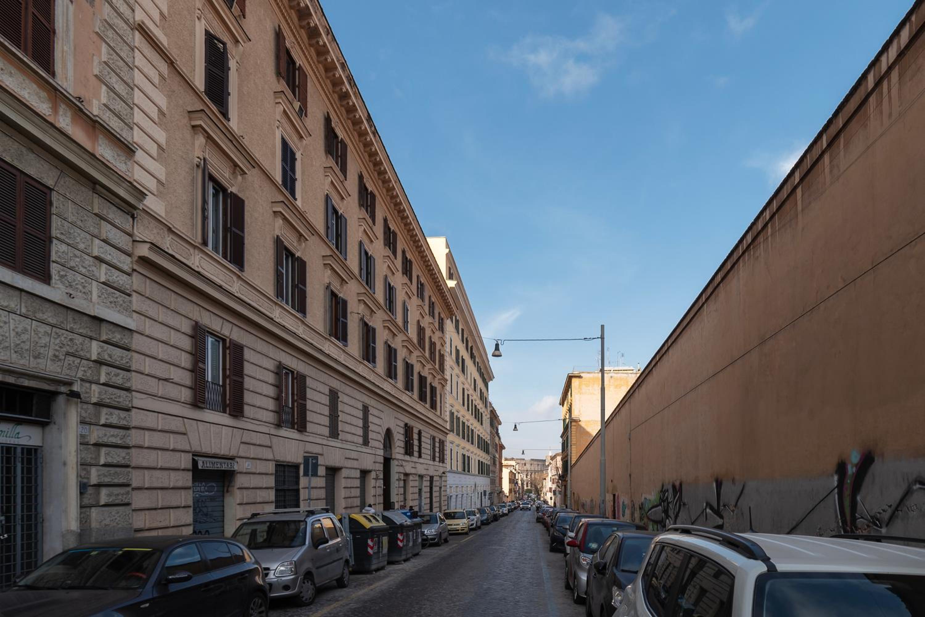 GuestHost - San Giovanni in Laterano Dazzling Apartment