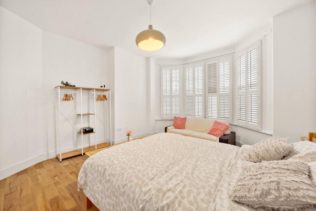 Stunning 2 Bedroom Flat & Garden, Central London