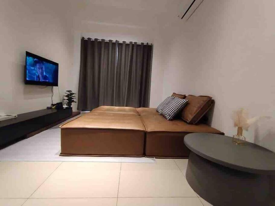be.Paradise Duplex@The Cove-8mins to LWOT-12-14pax photo 3